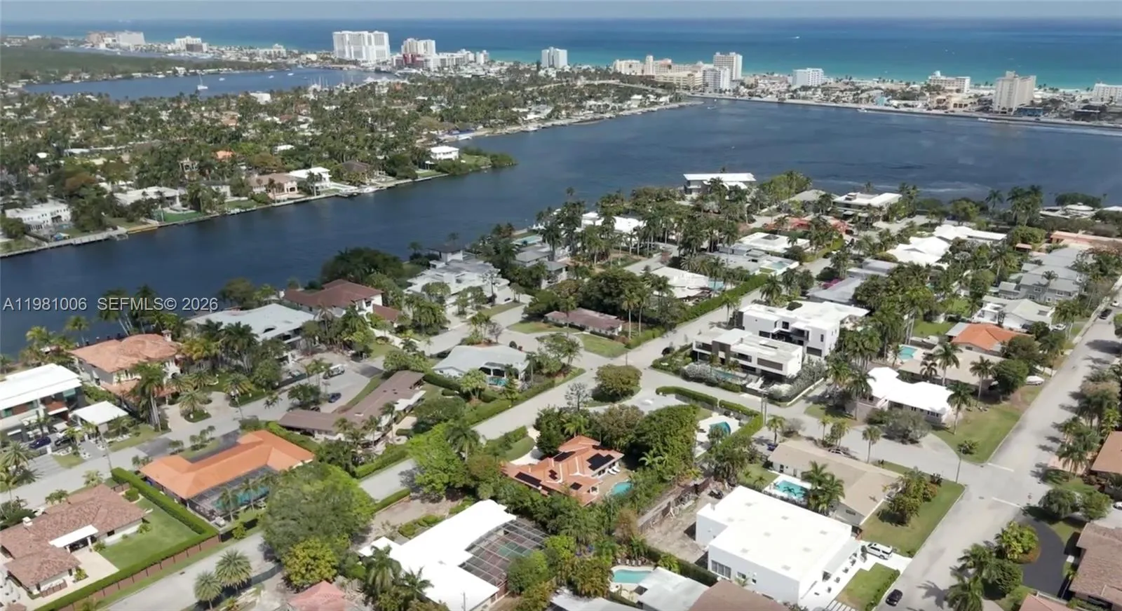 1014 Jefferson St, Hollywood, Florida 33019, Hollywood, Florida 33019, 4 Bedrooms Bedrooms, ,4 BathroomsBathrooms,Residential,For Sale,1014 Jefferson St, Hollywood, Florida 33019,A11981006