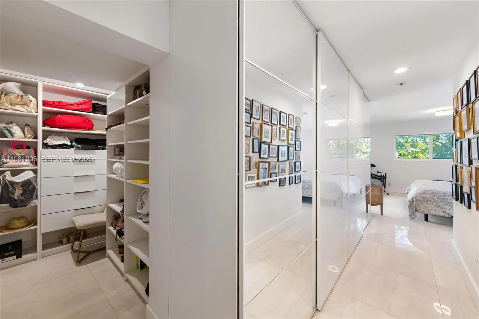 1014 Jefferson St, Hollywood, Florida 33019, Hollywood, Florida 33019, 4 Bedrooms Bedrooms, ,4 BathroomsBathrooms,Residential,For Sale,1014 Jefferson St, Hollywood, Florida 33019,A11981006