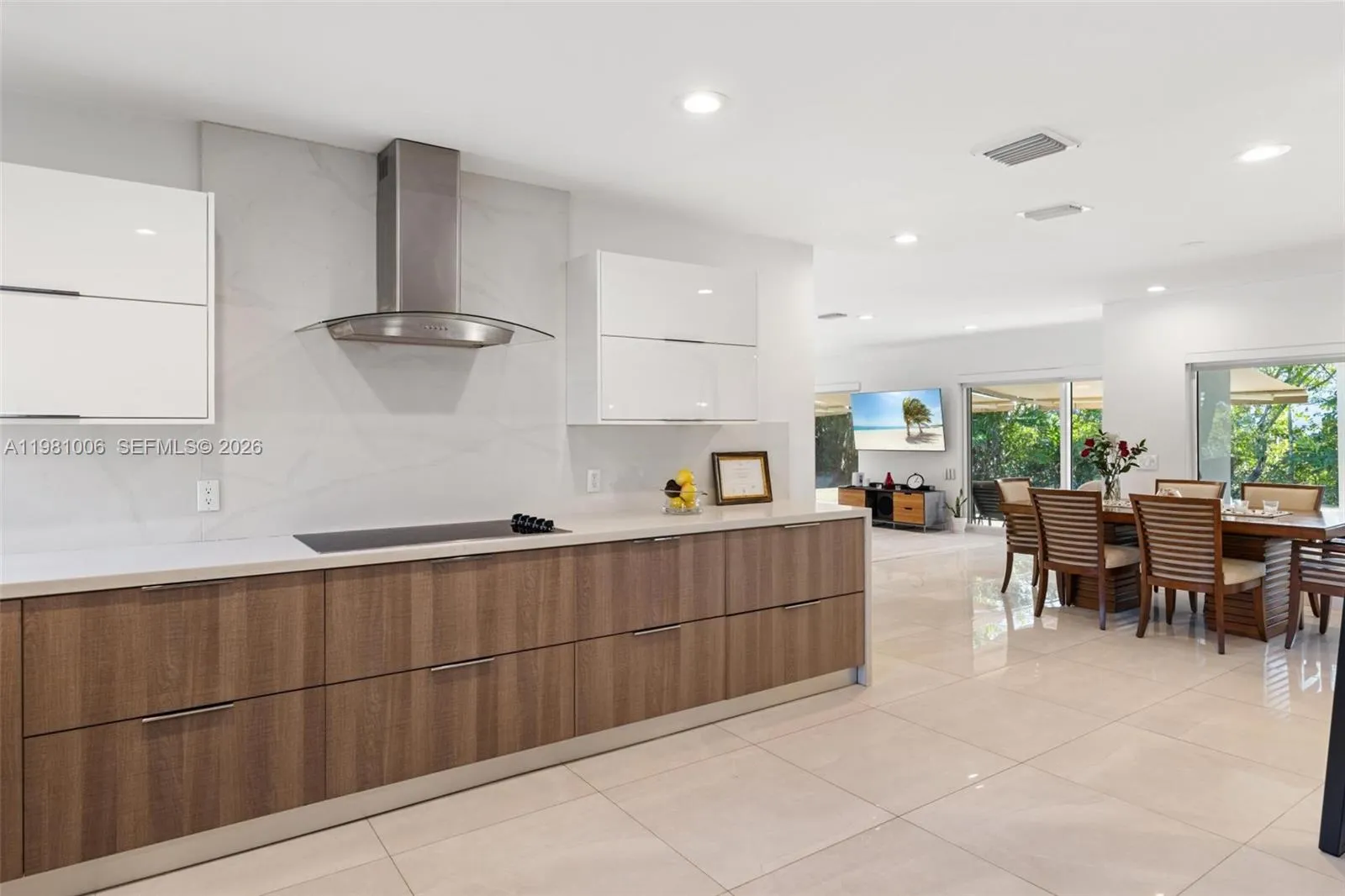 1014 Jefferson St, Hollywood, Florida 33019, Hollywood, Florida 33019, 4 Bedrooms Bedrooms, ,4 BathroomsBathrooms,Residential,For Sale,1014 Jefferson St, Hollywood, Florida 33019,A11981006