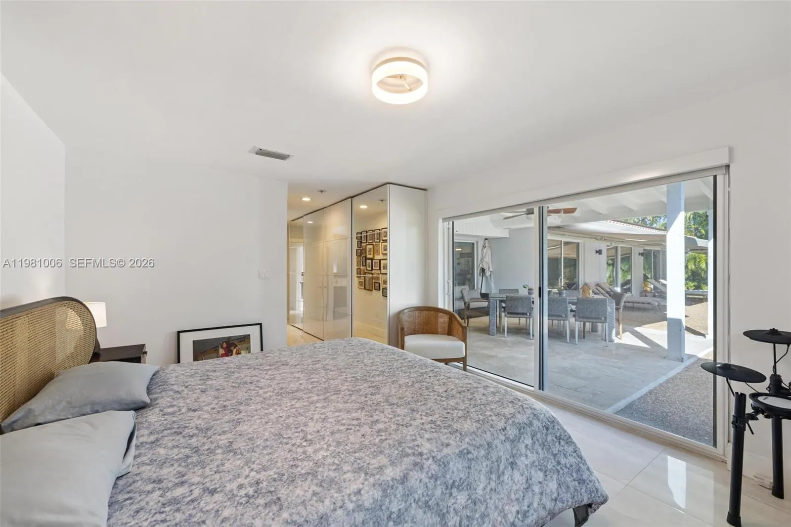 1014 Jefferson St, Hollywood, Florida 33019, Hollywood, Florida 33019, 4 Bedrooms Bedrooms, ,4 BathroomsBathrooms,Residential,For Sale,1014 Jefferson St, Hollywood, Florida 33019,A11981006