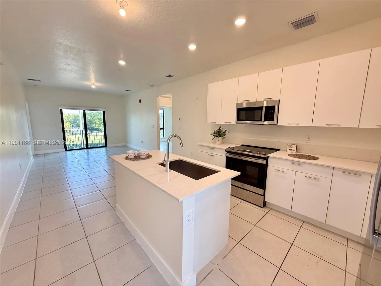8001 Nw 41st St F-202, Doral, Florida 33166, Doral, Florida 33166, 3 Bedrooms Bedrooms, ,2 BathroomsBathrooms,Residential,For Sale,8001 Nw 41st St F-202, Doral, Florida 33166,A11981166