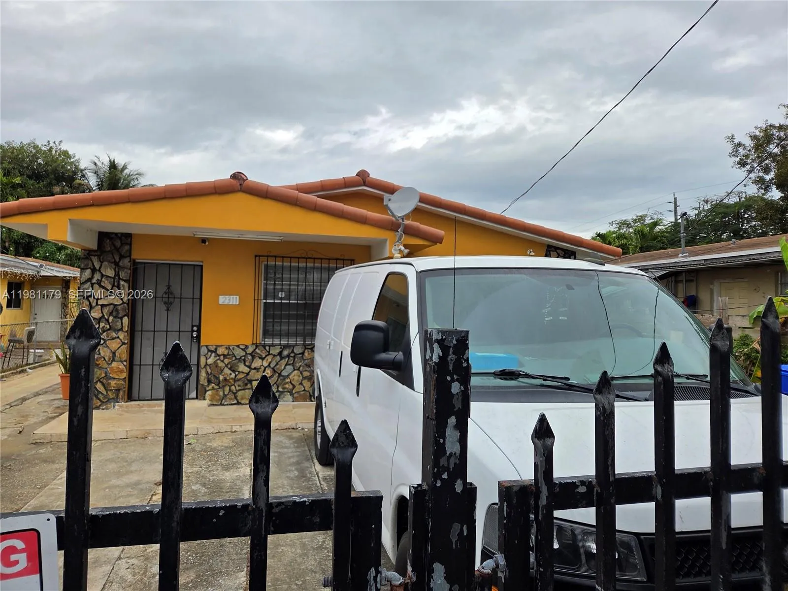 2313 Nw 33rd St Back, Miami, Florida 33142, Miami, Florida 33142, 3 Bedrooms Bedrooms, ,1 BathroomBathrooms,Residential Lease,For Rent,2313 Nw 33rd St Back, Miami, Florida 33142,A11981179