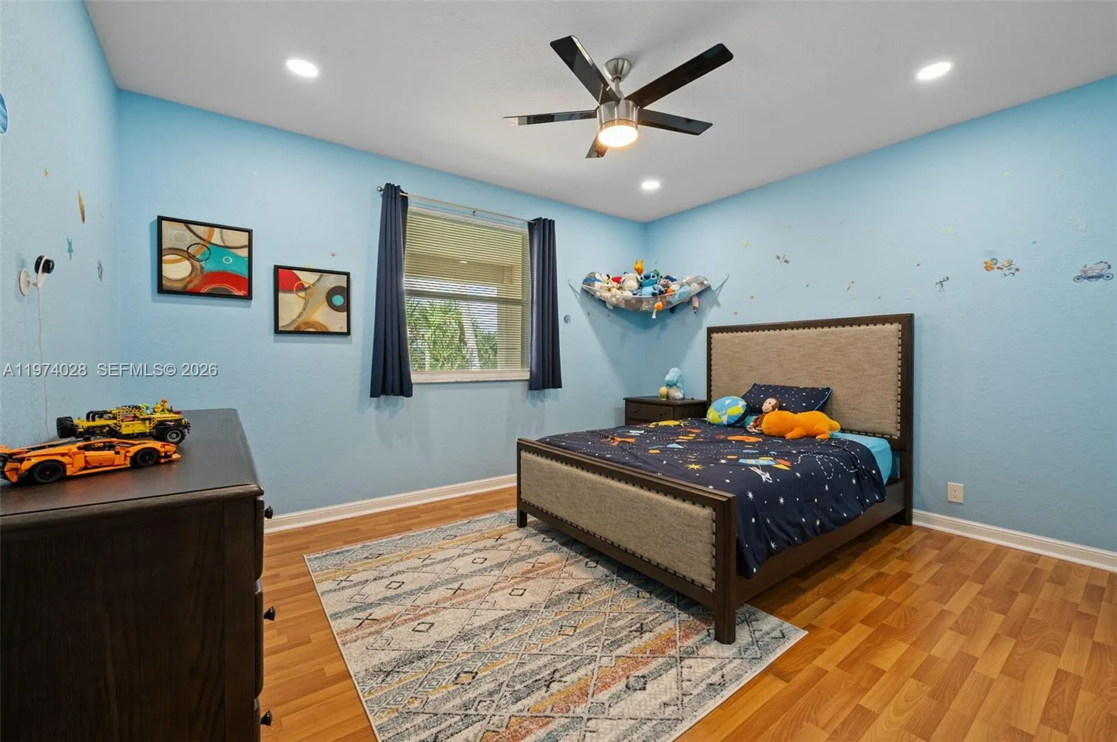 1537 Victoria Isle Way, Weston, Florida 33327, Weston, Florida 33327, 5 Bedrooms Bedrooms, ,5 BathroomsBathrooms,Residential,For Sale,1537 Victoria Isle Way, Weston, Florida 33327,A11974028