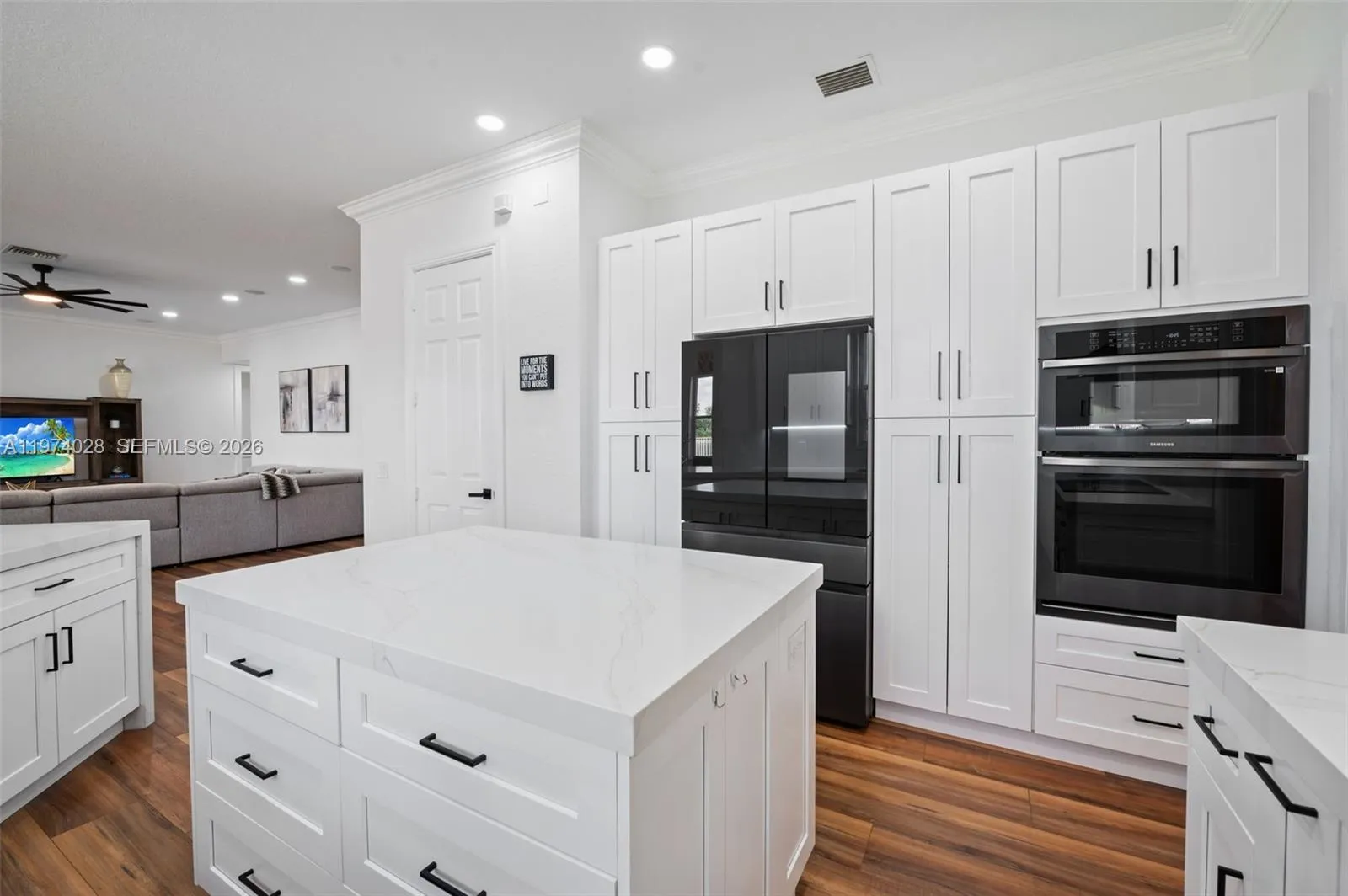 1537 Victoria Isle Way, Weston, Florida 33327, Weston, Florida 33327, 5 Bedrooms Bedrooms, ,5 BathroomsBathrooms,Residential,For Sale,1537 Victoria Isle Way, Weston, Florida 33327,A11974028