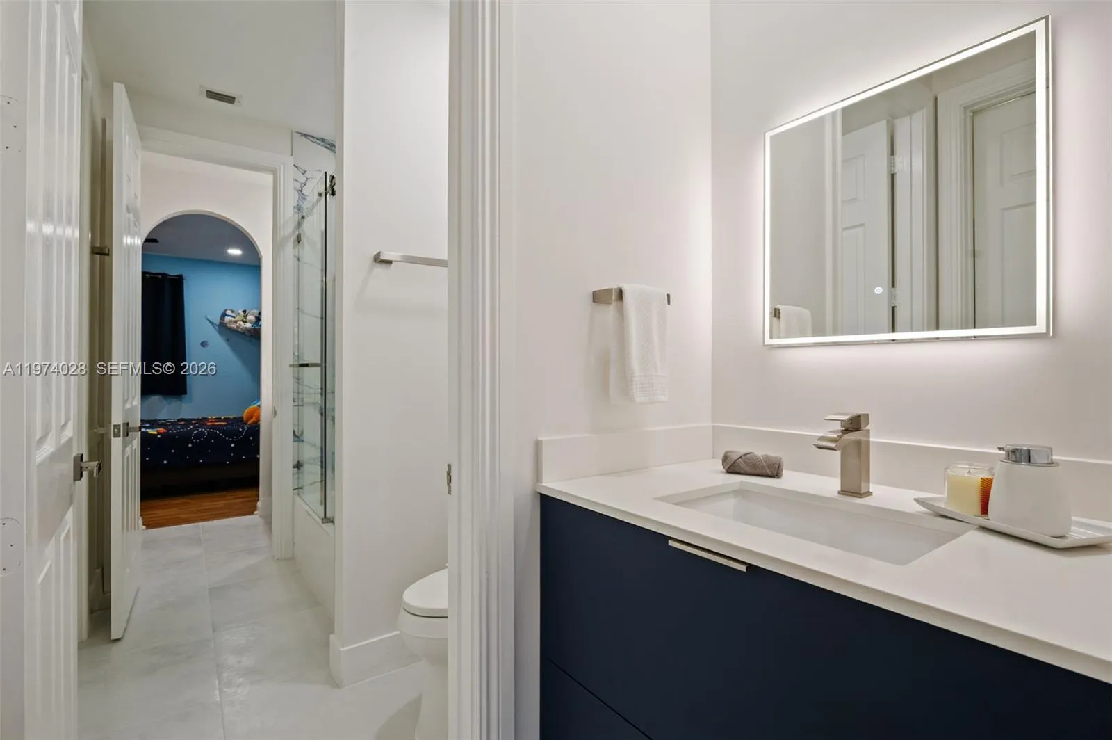1537 Victoria Isle Way, Weston, Florida 33327, Weston, Florida 33327, 5 Bedrooms Bedrooms, ,5 BathroomsBathrooms,Residential,For Sale,1537 Victoria Isle Way, Weston, Florida 33327,A11974028