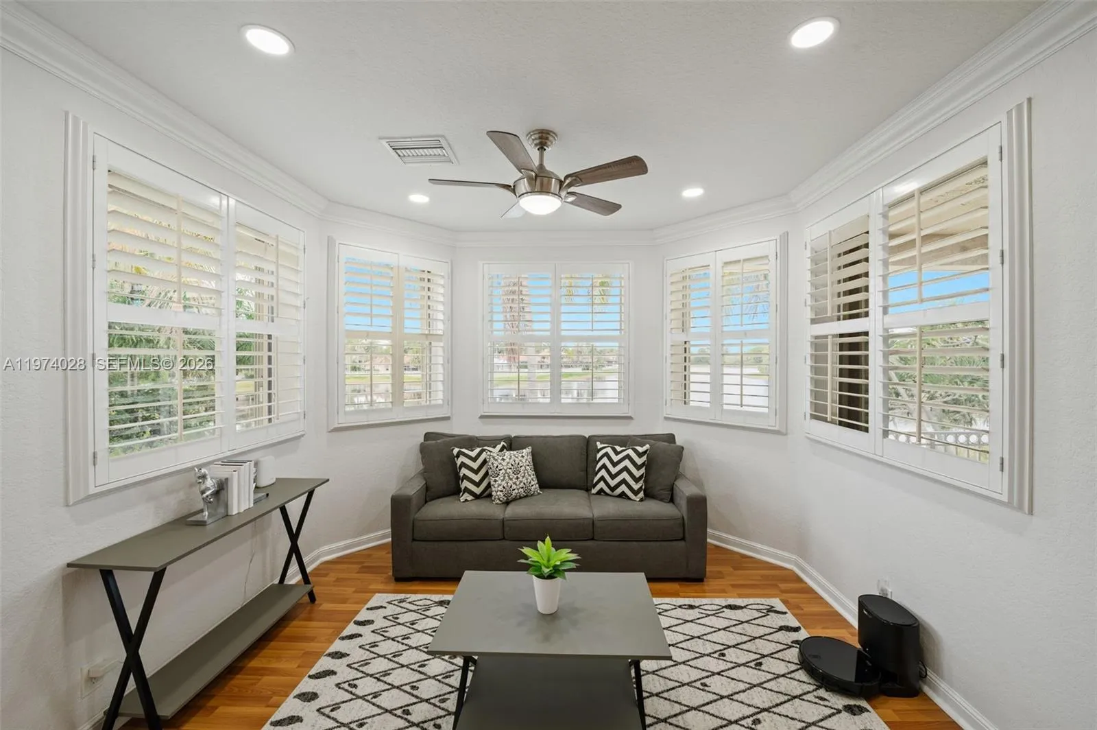 1537 Victoria Isle Way, Weston, Florida 33327, Weston, Florida 33327, 5 Bedrooms Bedrooms, ,5 BathroomsBathrooms,Residential,For Sale,1537 Victoria Isle Way, Weston, Florida 33327,A11974028