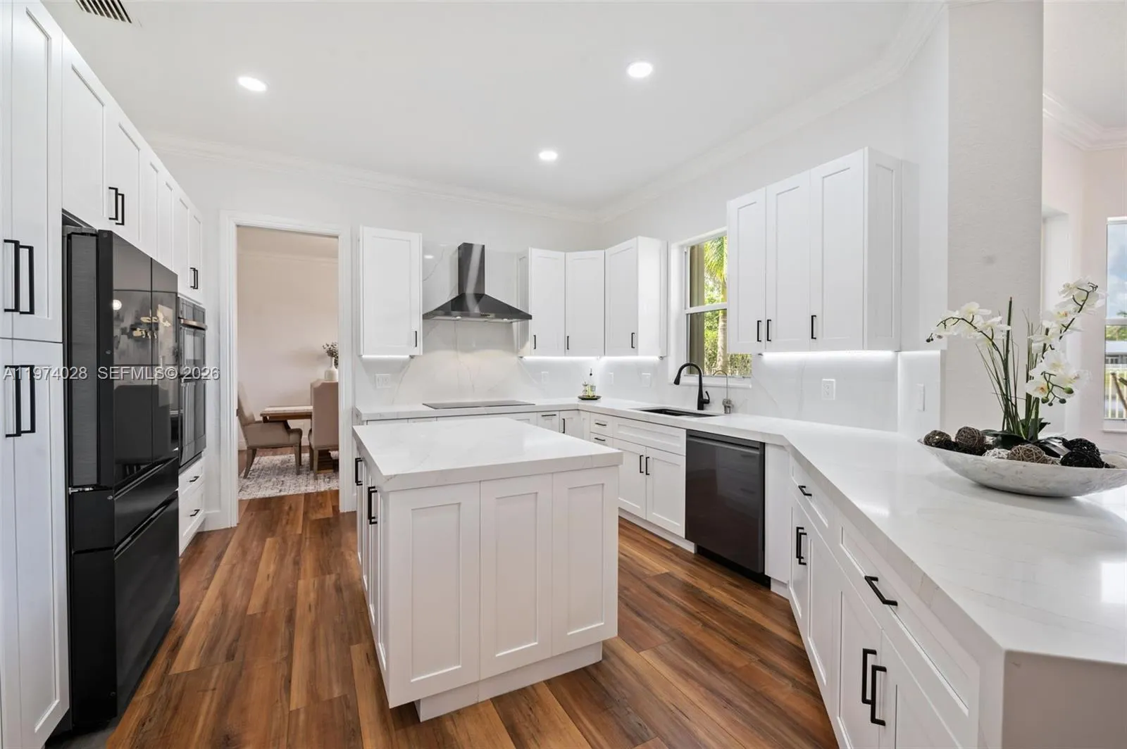 1537 Victoria Isle Way, Weston, Florida 33327, Weston, Florida 33327, 5 Bedrooms Bedrooms, ,5 BathroomsBathrooms,Residential,For Sale,1537 Victoria Isle Way, Weston, Florida 33327,A11974028