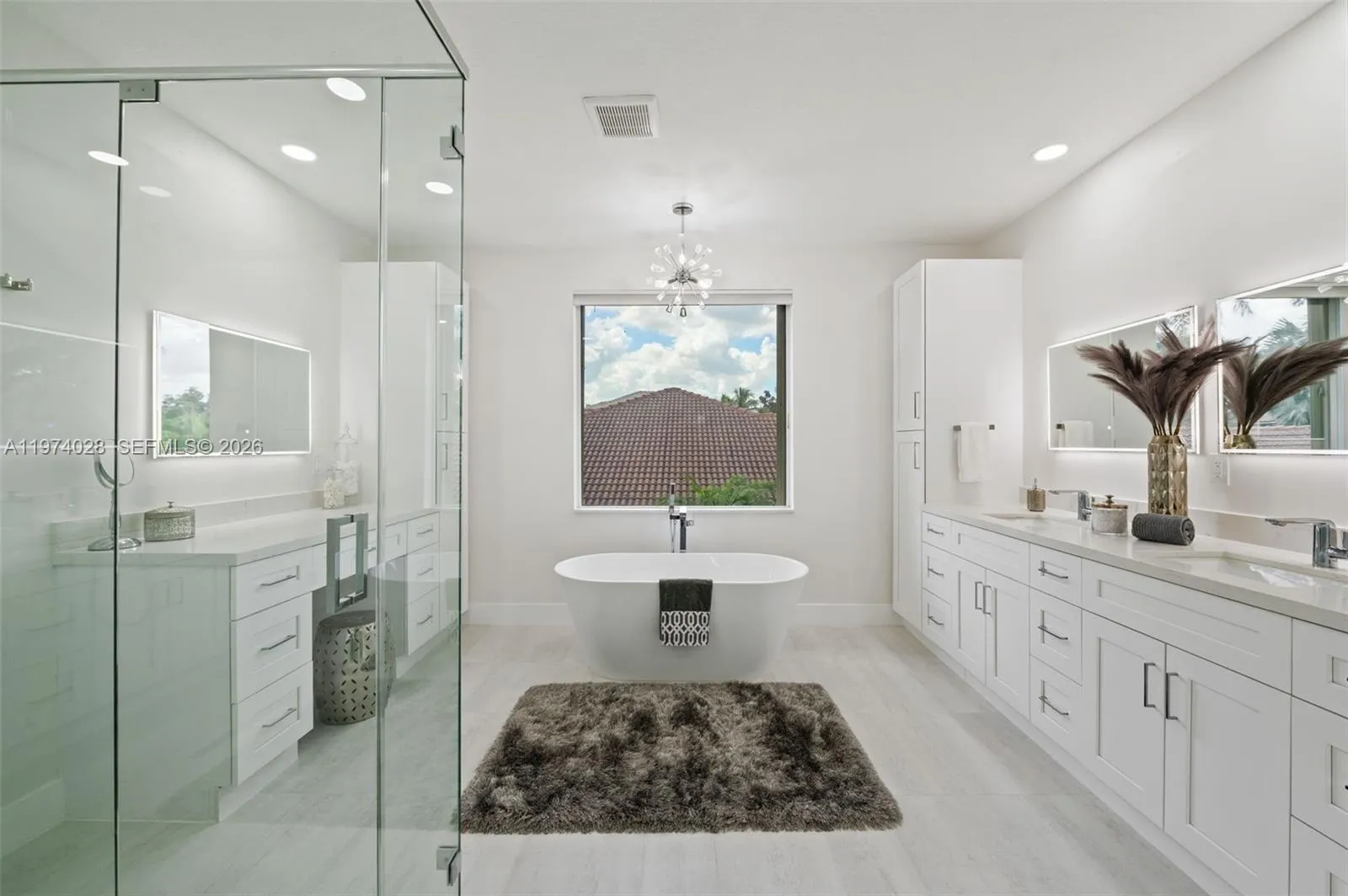 1537 Victoria Isle Way, Weston, Florida 33327, Weston, Florida 33327, 5 Bedrooms Bedrooms, ,5 BathroomsBathrooms,Residential,For Sale,1537 Victoria Isle Way, Weston, Florida 33327,A11974028