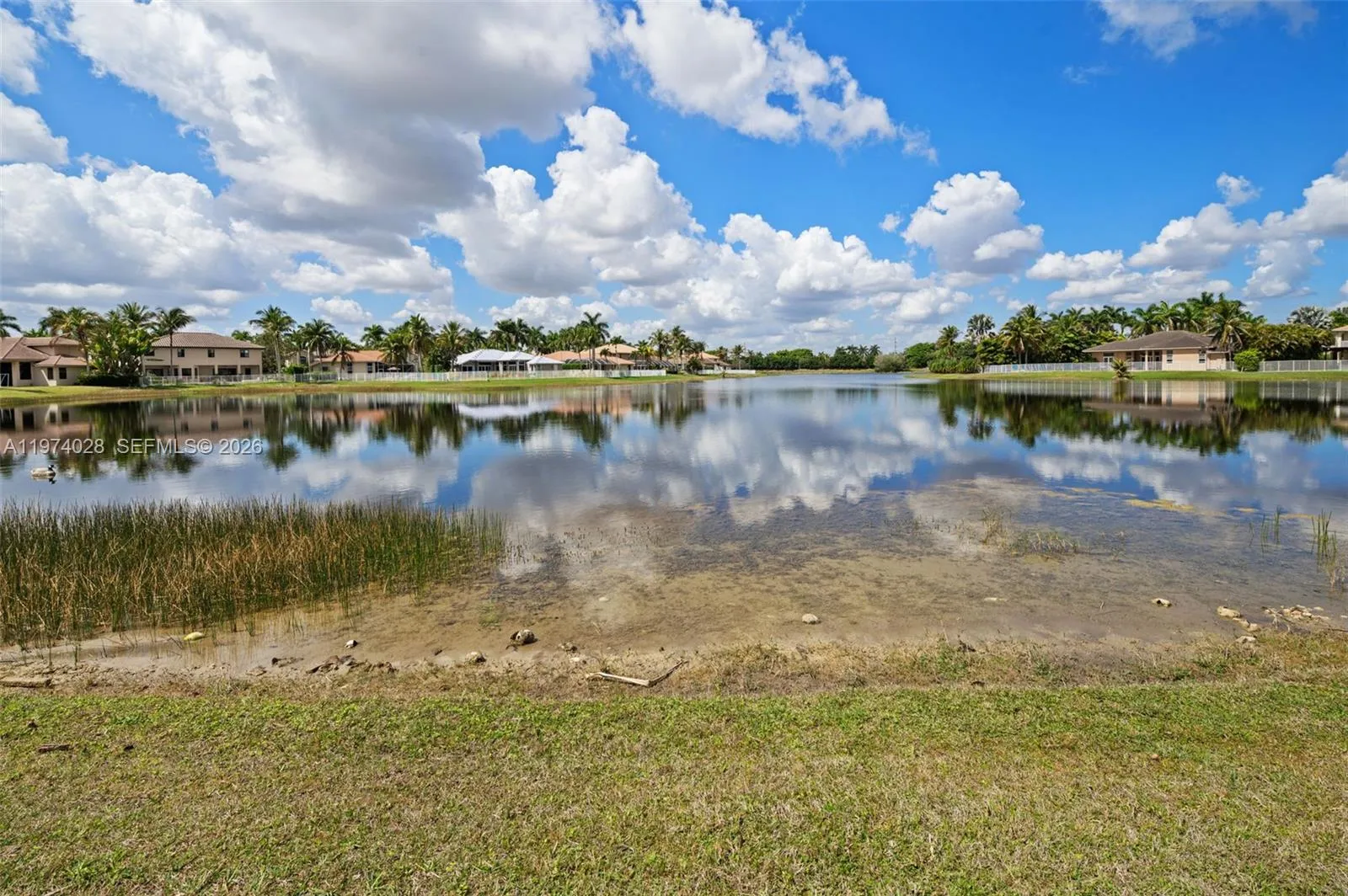 1537 Victoria Isle Way, Weston, Florida 33327, Weston, Florida 33327, 5 Bedrooms Bedrooms, ,5 BathroomsBathrooms,Residential,For Sale,1537 Victoria Isle Way, Weston, Florida 33327,A11974028
