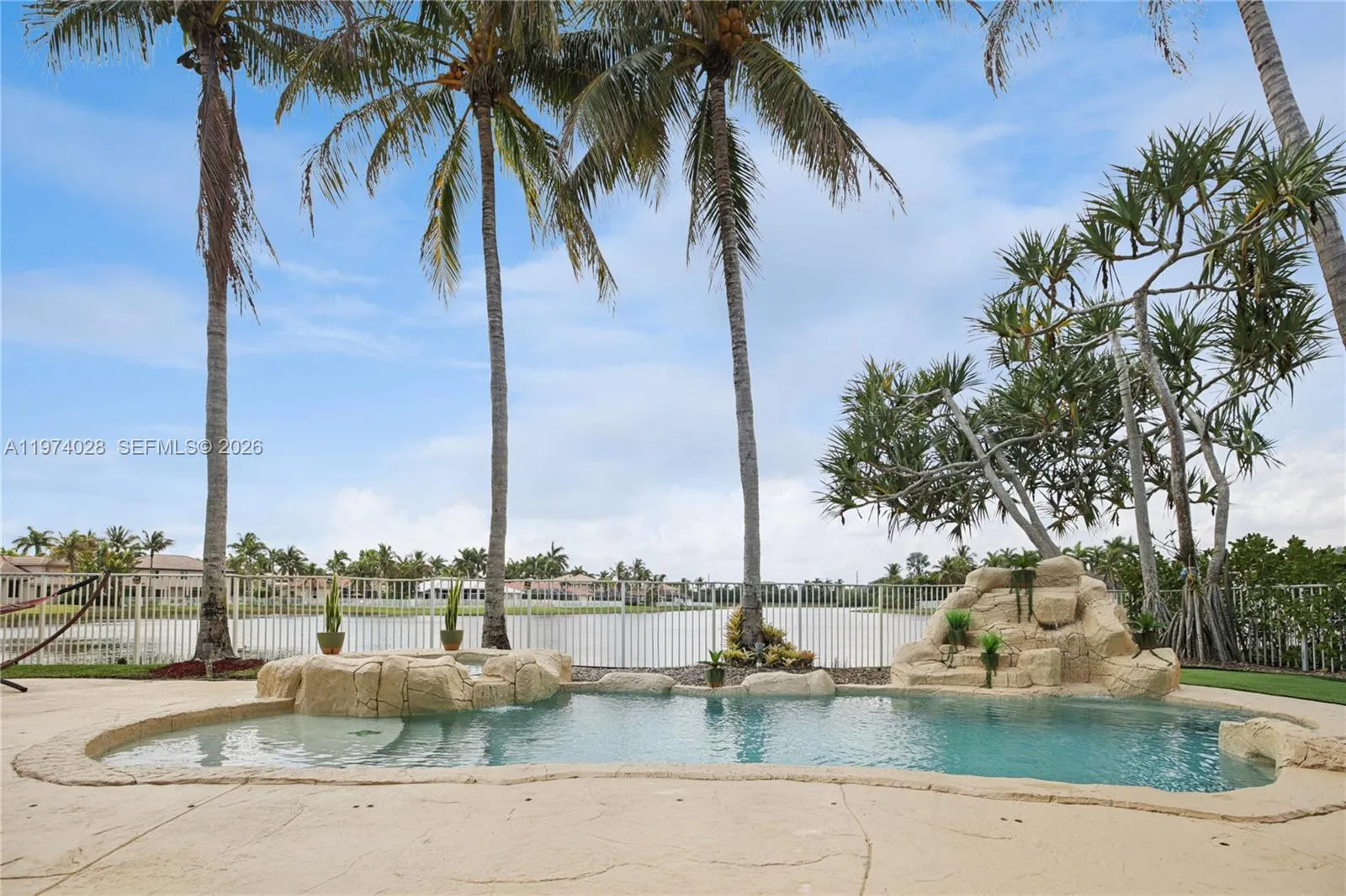 1537 Victoria Isle Way, Weston, Florida 33327, Weston, Florida 33327, 5 Bedrooms Bedrooms, ,5 BathroomsBathrooms,Residential,For Sale,1537 Victoria Isle Way, Weston, Florida 33327,A11974028