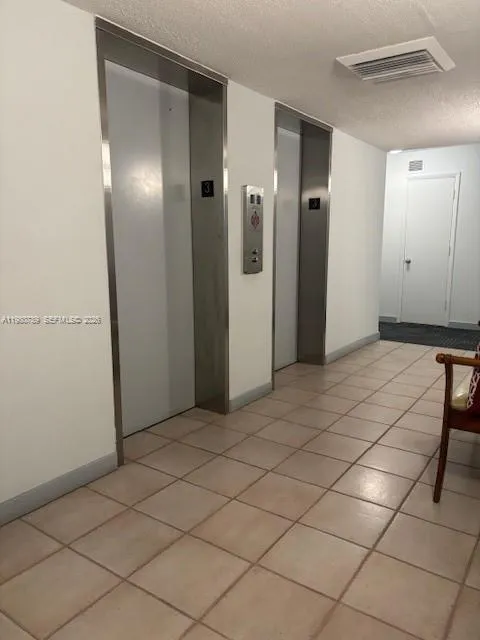 1400 S Ocean Dr 304, Hollywood, Florida 33019, Hollywood, Florida 33019, 2 Bedrooms Bedrooms, ,2 BathroomsBathrooms,Residential,For Sale,1400 S Ocean Dr 304, Hollywood, Florida 33019,A11980789