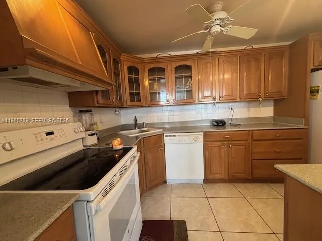 1400 S Ocean Dr 304, Hollywood, Florida 33019, Hollywood, Florida 33019, 2 Bedrooms Bedrooms, ,2 BathroomsBathrooms,Residential,For Sale,1400 S Ocean Dr 304, Hollywood, Florida 33019,A11980789