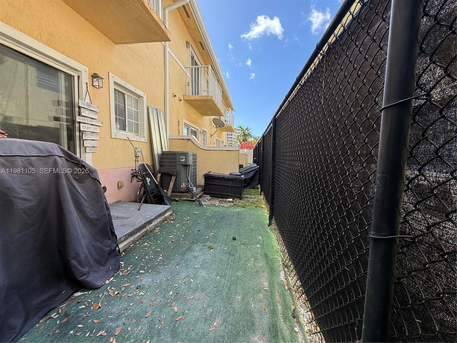 2032 Ne 167th St 3-136, North Miami Beach, Florida, North Miami Beach, Florida 33162, 3 Bedrooms Bedrooms, ,2 BathroomsBathrooms,Residential Lease,For Rent,2032 Ne 167th St 3-136, North Miami Beach, Florida,A11981105