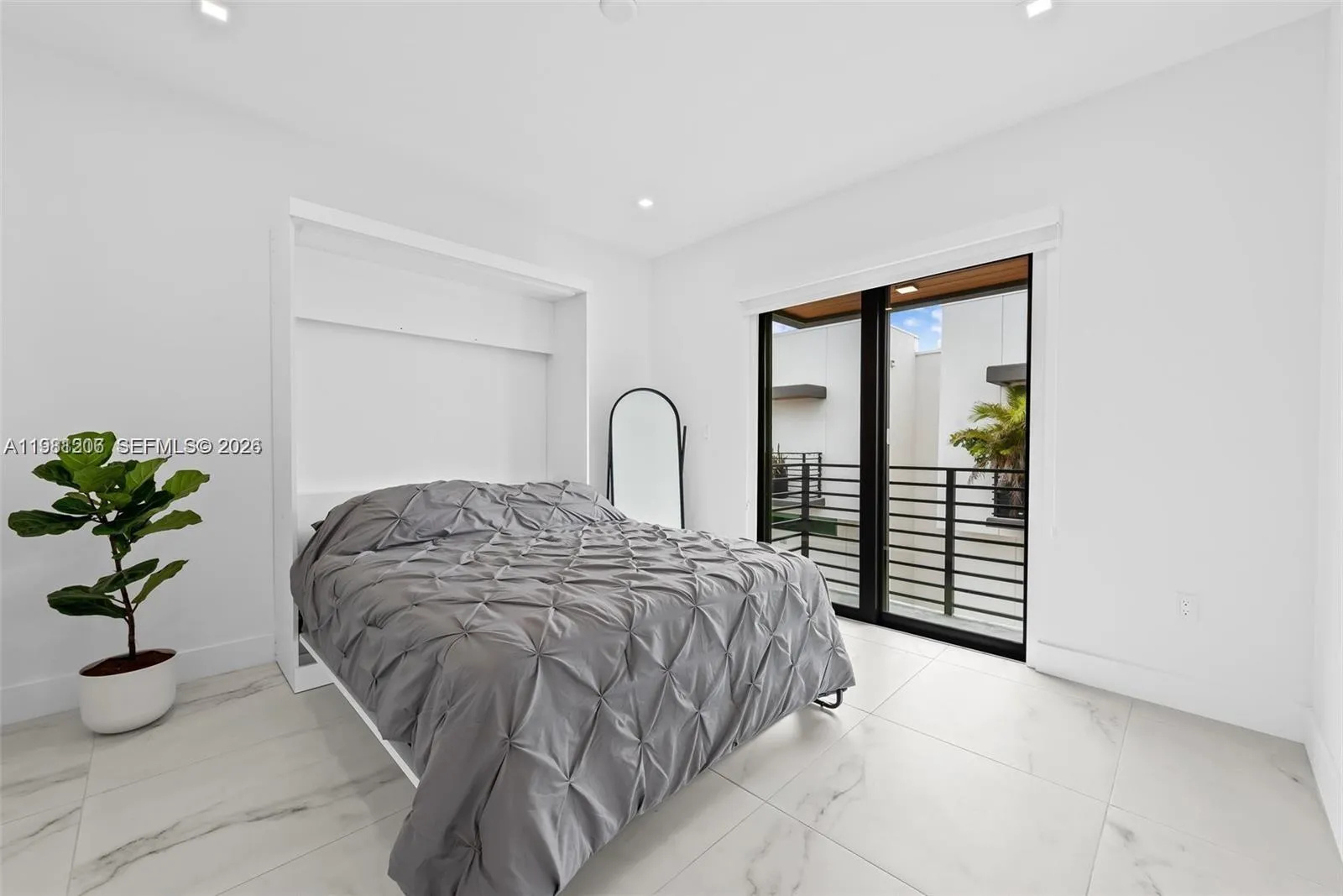 1056 N Victoria Park Rd, Fort Lauderdale, Florida, Fort Lauderdale, Florida 33304, 3 Bedrooms Bedrooms, ,3 BathroomsBathrooms,Residential Lease,For Rent,1056 N Victoria Park Rd, Fort Lauderdale, Florida ,A11981206