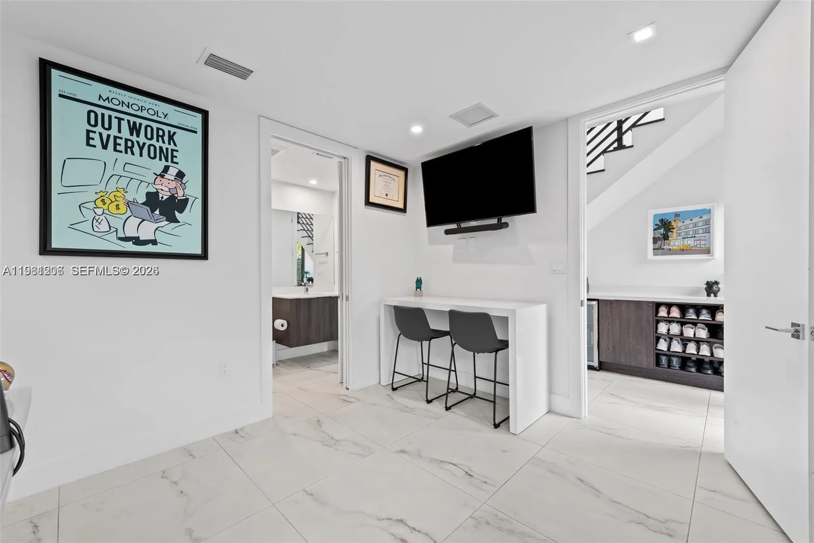 1056 N Victoria Park Rd, Fort Lauderdale, Florida, Fort Lauderdale, Florida 33304, 3 Bedrooms Bedrooms, ,3 BathroomsBathrooms,Residential Lease,For Rent,1056 N Victoria Park Rd, Fort Lauderdale, Florida ,A11981206