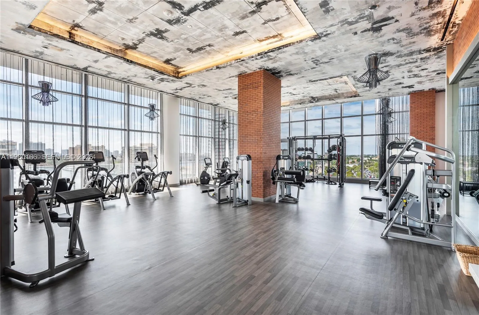 4010 S Ocean Dr R2804, Hollywood, Florida 33019, Hollywood, Florida 33019, 3 Bedrooms Bedrooms, ,2 BathroomsBathrooms,Residential,For Sale,4010 S Ocean Dr R2804, Hollywood, Florida 33019,A11980166