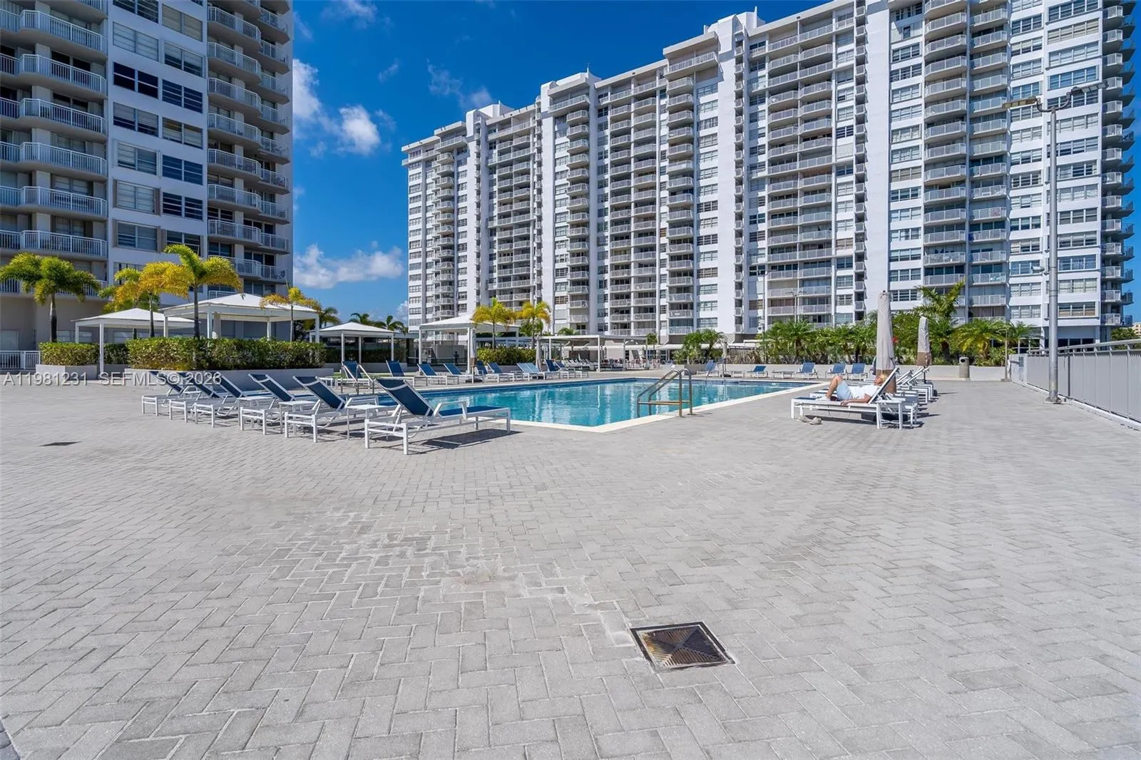 18071 Biscayne Blvd 402, Aventura, Florida 33160, Aventura, Florida 33160, 2 Bedrooms Bedrooms, ,2 BathroomsBathrooms,Residential,For Sale,18071 Biscayne Blvd 402, Aventura, Florida 33160,A11981231