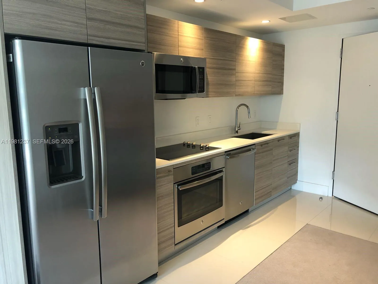121 Ne 34th St L502, Miami, Florida 33137, Miami, Florida 33137, 1 Bedroom Bedrooms, ,1 BathroomBathrooms,Residential Lease,For Rent,121 Ne 34th St L502, Miami, Florida 33137,A11981237
