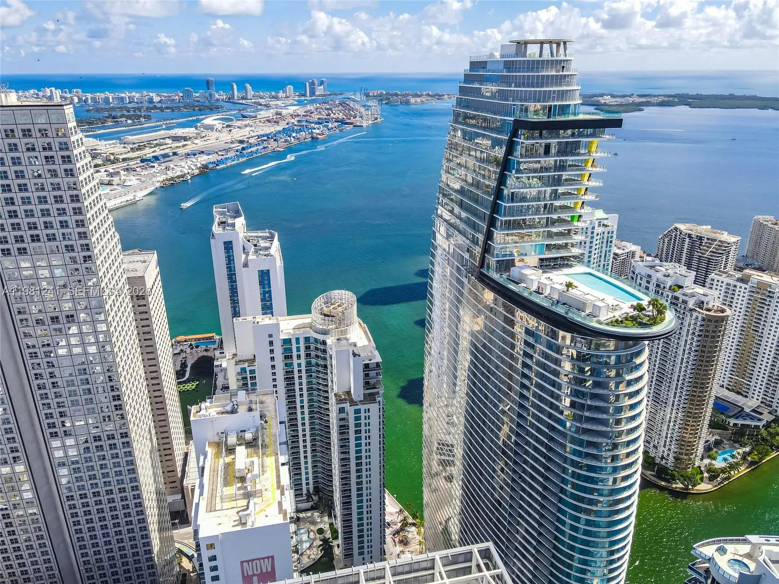 300 S Biscayne Bl T-3309, Miami, Florida 33131, Miami, Florida 33131, 1 Bedroom Bedrooms, ,1 BathroomBathrooms,Residential Lease,For Rent,300 S Biscayne Bl T-3309, Miami, Florida 33131,A11981241