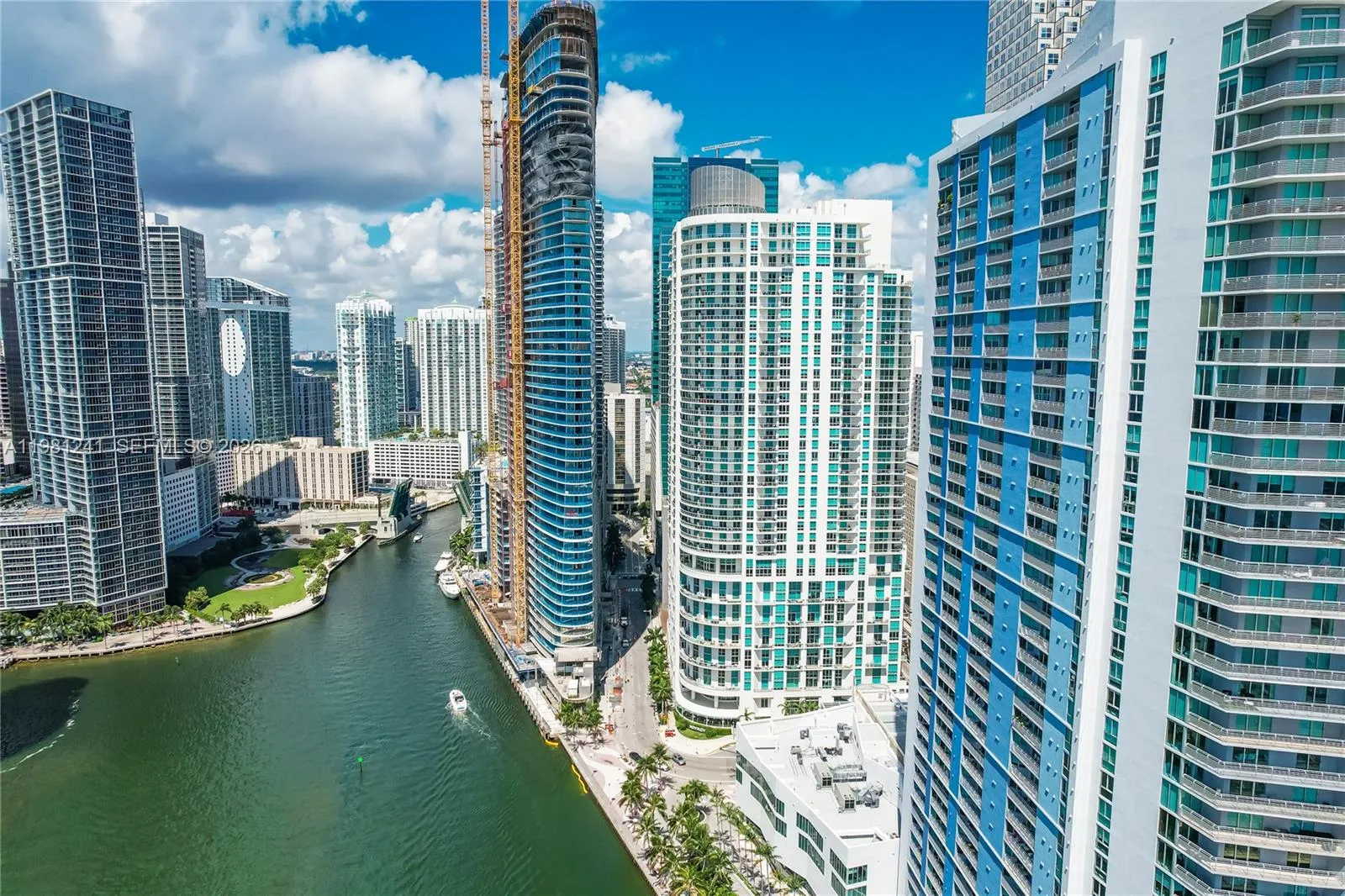 300 S Biscayne Bl T-3309, Miami, Florida 33131, Miami, Florida 33131, 1 Bedroom Bedrooms, ,1 BathroomBathrooms,Residential Lease,For Rent,300 S Biscayne Bl T-3309, Miami, Florida 33131,A11981241