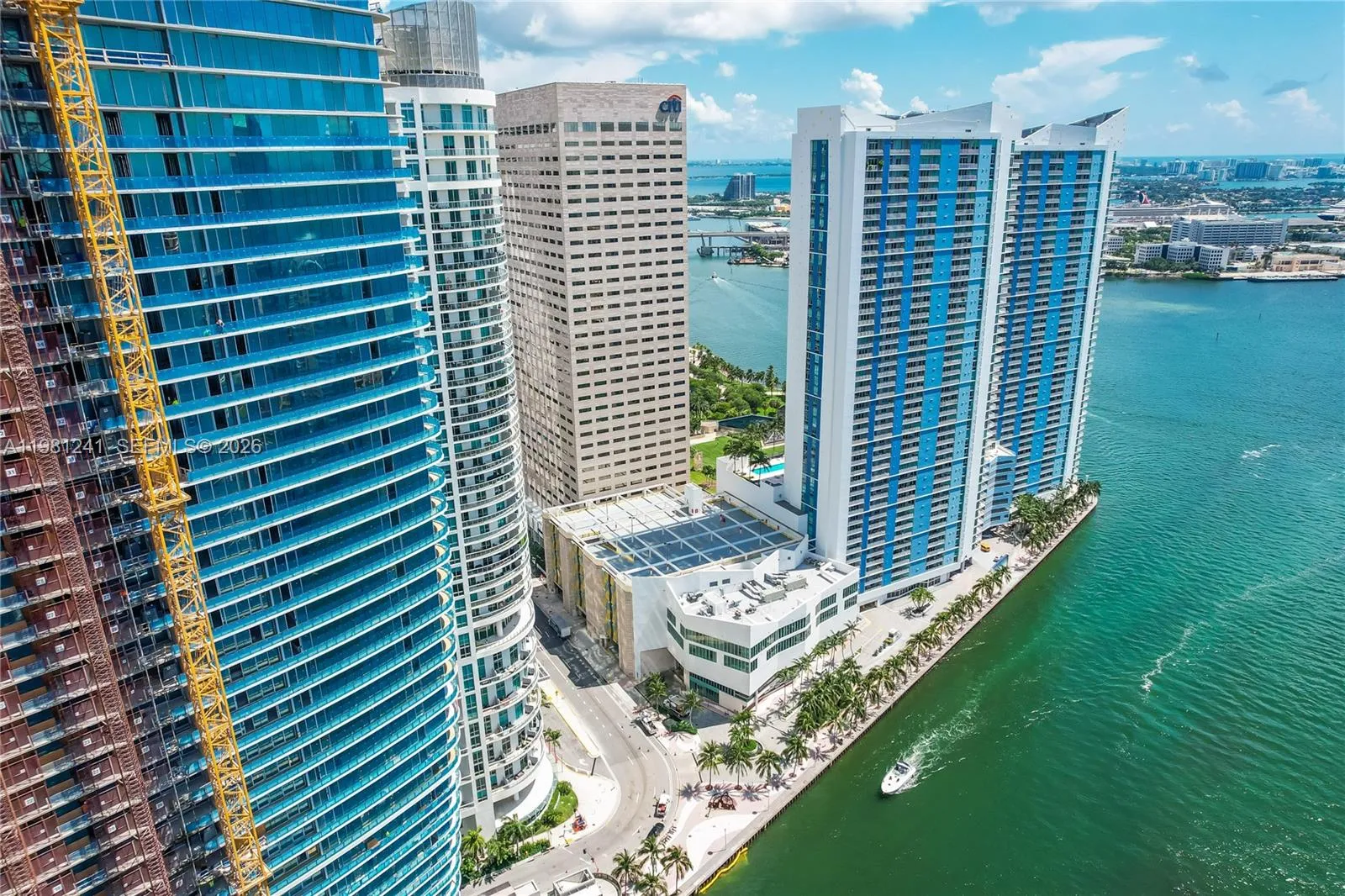 300 S Biscayne Bl T-3309, Miami, Florida 33131, Miami, Florida 33131, 1 Bedroom Bedrooms, ,1 BathroomBathrooms,Residential Lease,For Rent,300 S Biscayne Bl T-3309, Miami, Florida 33131,A11981241