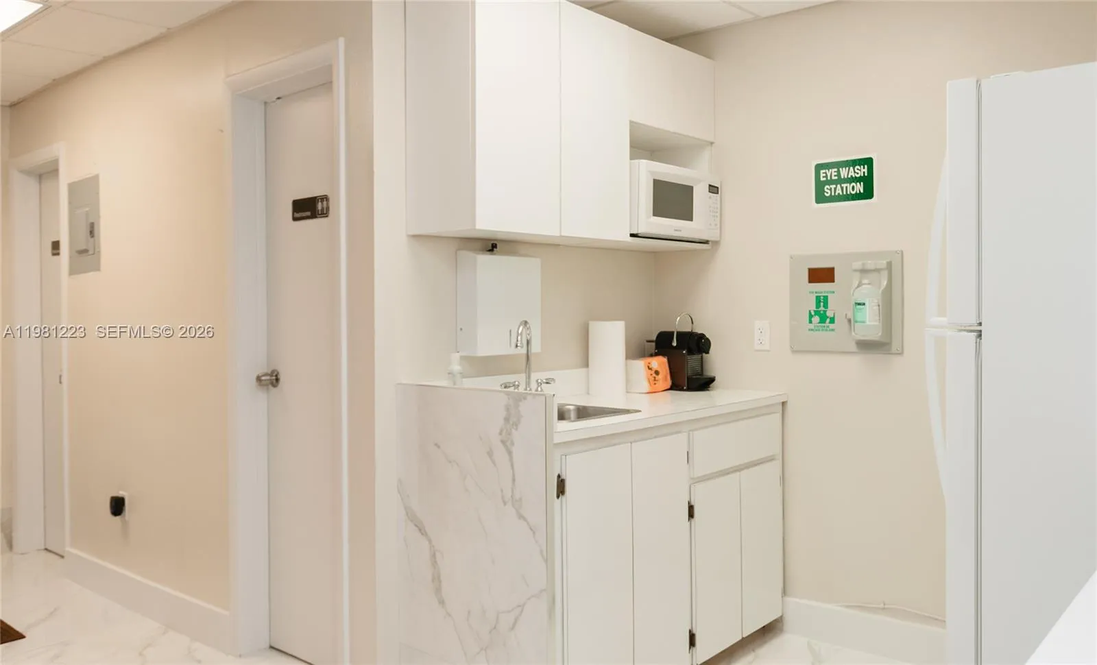 1911 Harrison St, Hollywood, Florida 33020, Hollywood, Florida 33020, ,Commercial Lease,For Rent,1911 Harrison St, Hollywood, Florida 33020,A11981223