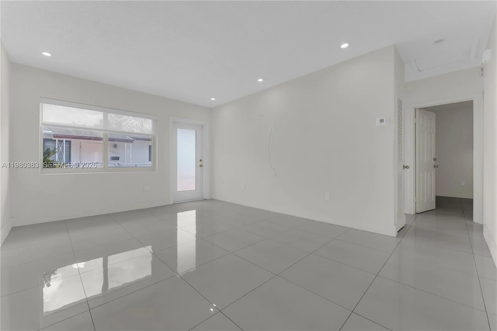 5271 Nw 5th St 5271, Miami, Florida 33126, Miami, Florida 33126, 2 Bedrooms Bedrooms, ,1 BathroomBathrooms,Residential Lease,For Rent,5271 Nw 5th St 5271, Miami, Florida 33126,A11980383