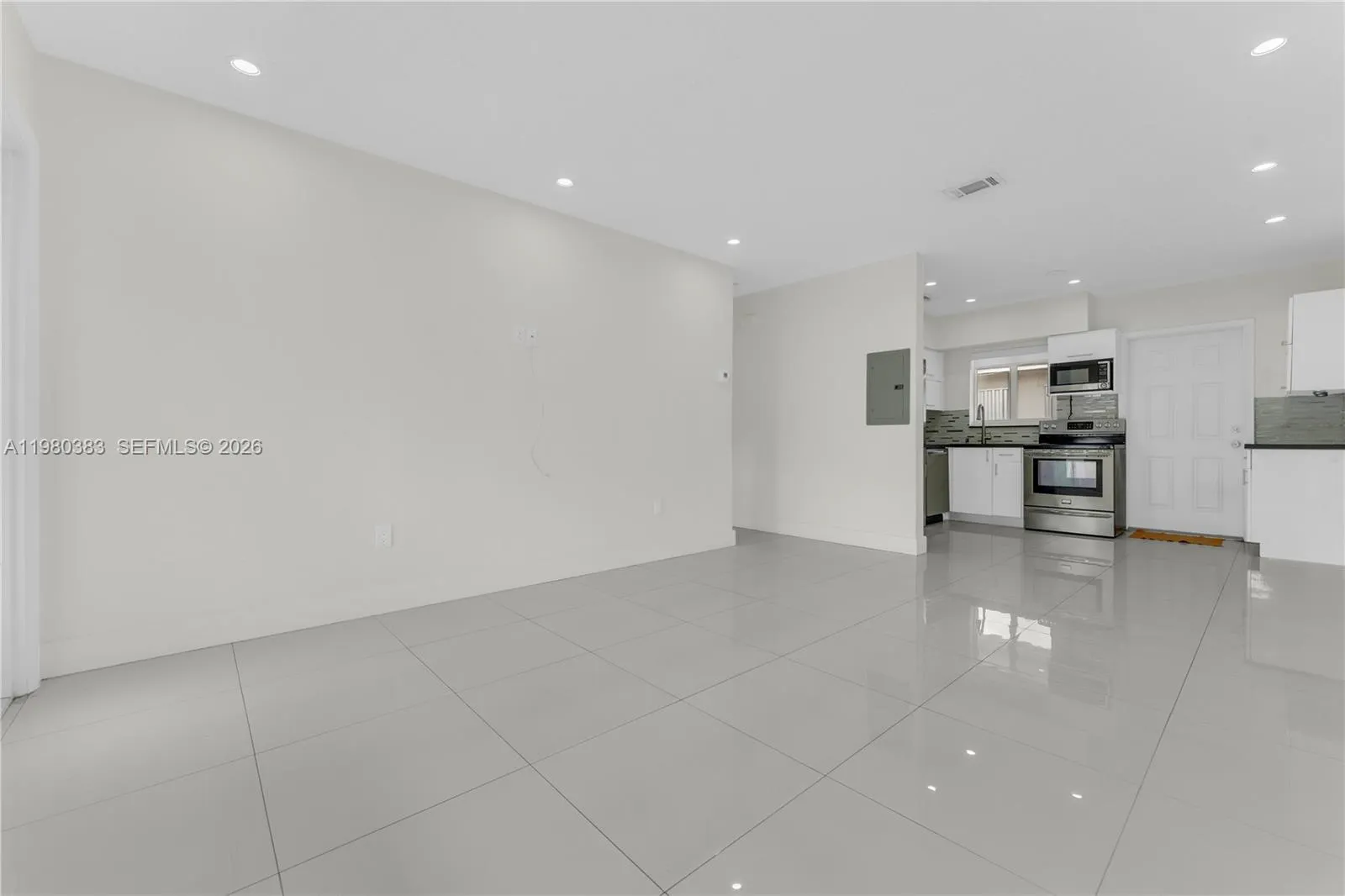 5271 Nw 5th St 5271, Miami, Florida 33126, Miami, Florida 33126, 2 Bedrooms Bedrooms, ,1 BathroomBathrooms,Residential Lease,For Rent,5271 Nw 5th St 5271, Miami, Florida 33126,A11980383