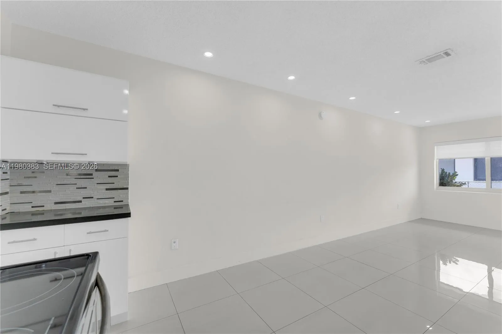 5271 Nw 5th St 5271, Miami, Florida 33126, Miami, Florida 33126, 2 Bedrooms Bedrooms, ,1 BathroomBathrooms,Residential Lease,For Rent,5271 Nw 5th St 5271, Miami, Florida 33126,A11980383