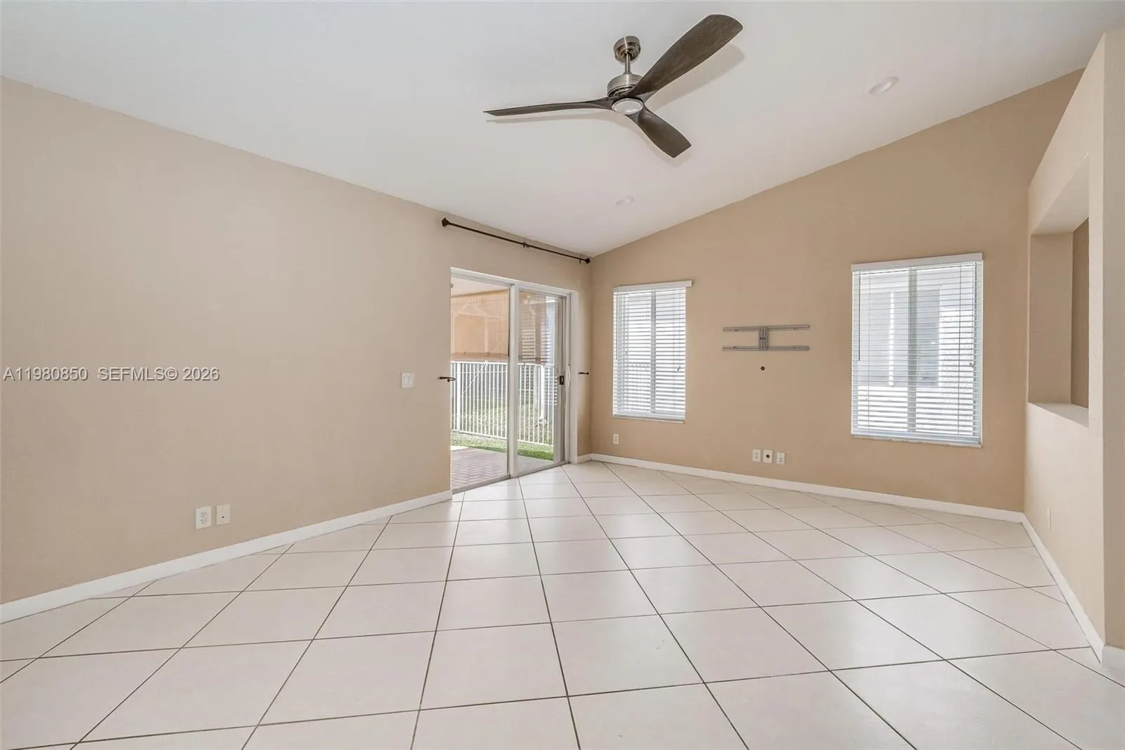 1046 Golden Cane Dr, Weston, Florida 33327, Weston, Florida 33327, 3 Bedrooms Bedrooms, ,2 BathroomsBathrooms,Residential Lease,For Rent,1046 Golden Cane Dr, Weston, Florida 33327,A11980850