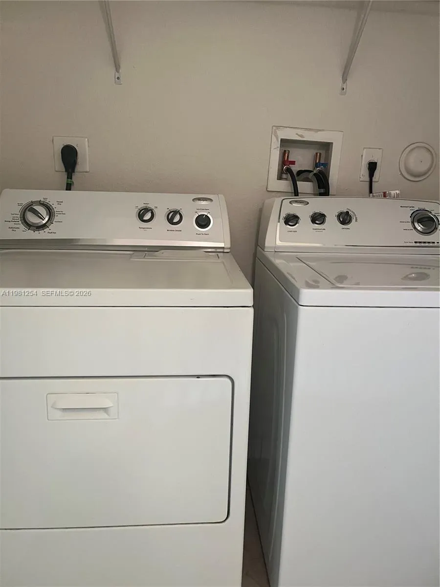 9081 Sw 153rd Ct, Miami, Florida 33196, Miami, Florida 33196, 2 Bedrooms Bedrooms, ,2 BathroomsBathrooms,Residential Lease,For Rent,9081 Sw 153rd Ct, Miami, Florida 33196,A11981254