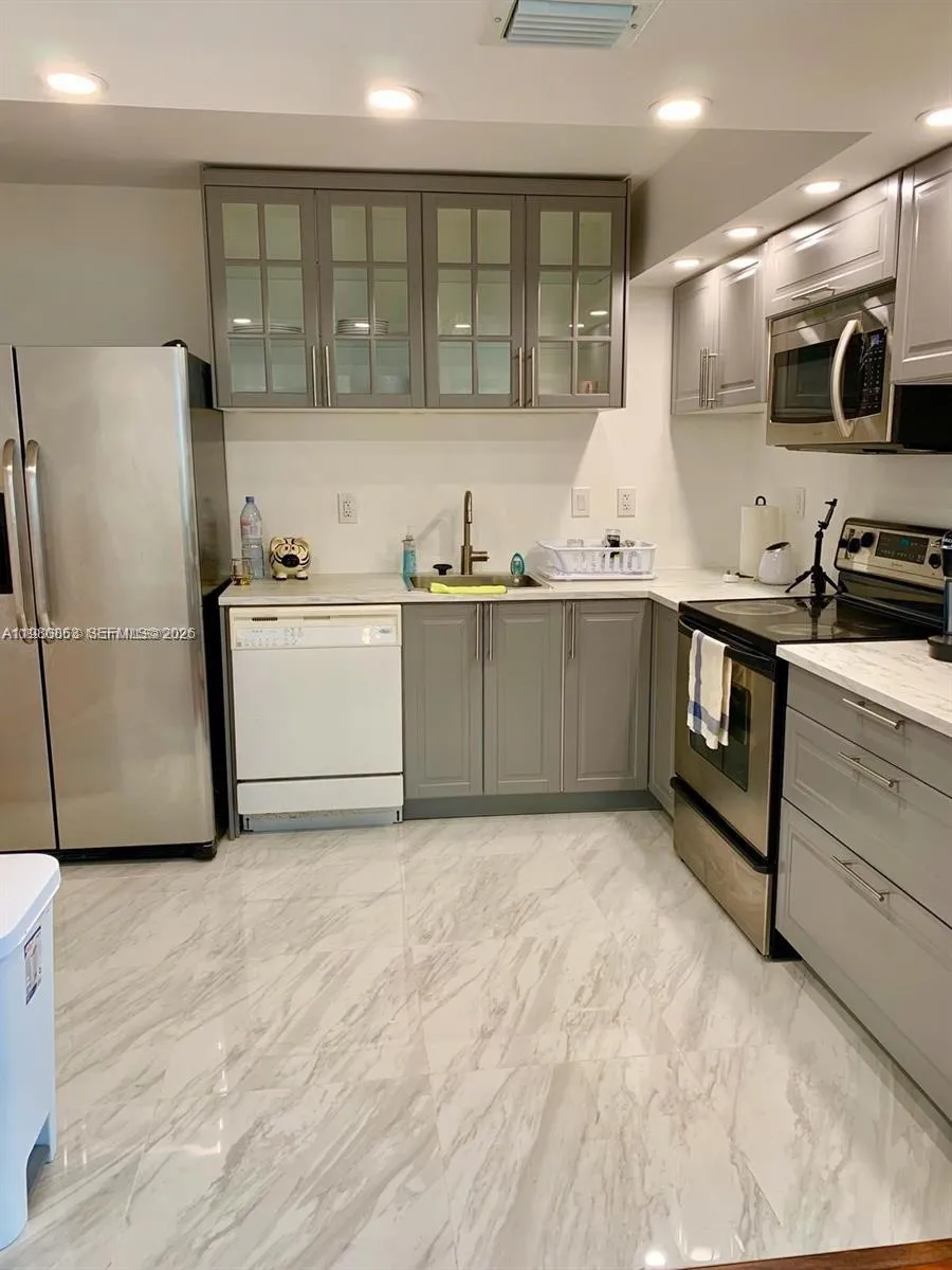 851 Three Islands Blvd 308, Hallandale Beach, Flor, Hallandale Beach, Florida 33009, 2 Bedrooms Bedrooms, ,1 BathroomBathrooms,Residential Lease,For Rent,851 Three Islands Blvd 308, Hallandale Beach, Flor,A11980863
