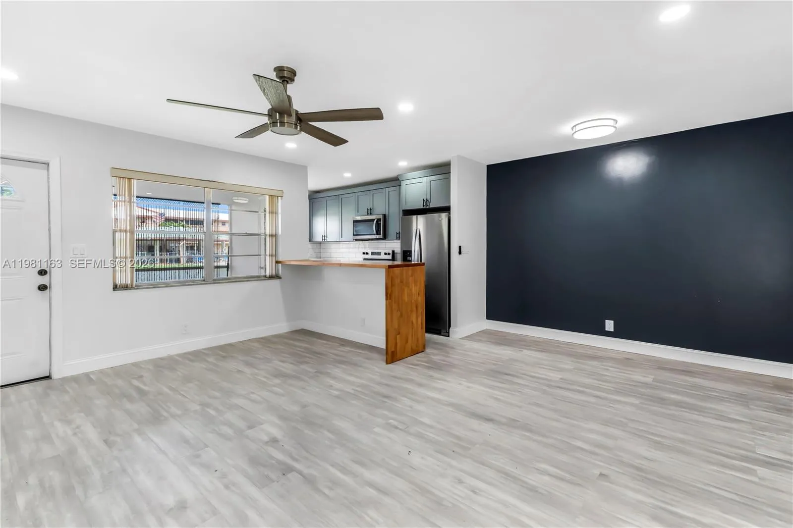 5300 Washington St A137, Hollywood, Florida 33021, Hollywood, Florida 33021, 1 Bedroom Bedrooms, ,1 BathroomBathrooms,Residential,For Sale,5300 Washington St A137, Hollywood, Florida 33021,A11981163