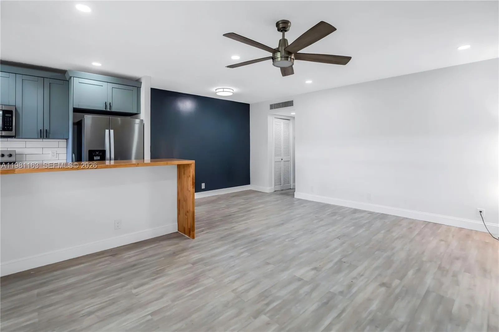 5300 Washington St A137, Hollywood, Florida 33021, Hollywood, Florida 33021, 1 Bedroom Bedrooms, ,1 BathroomBathrooms,Residential,For Sale,5300 Washington St A137, Hollywood, Florida 33021,A11981163