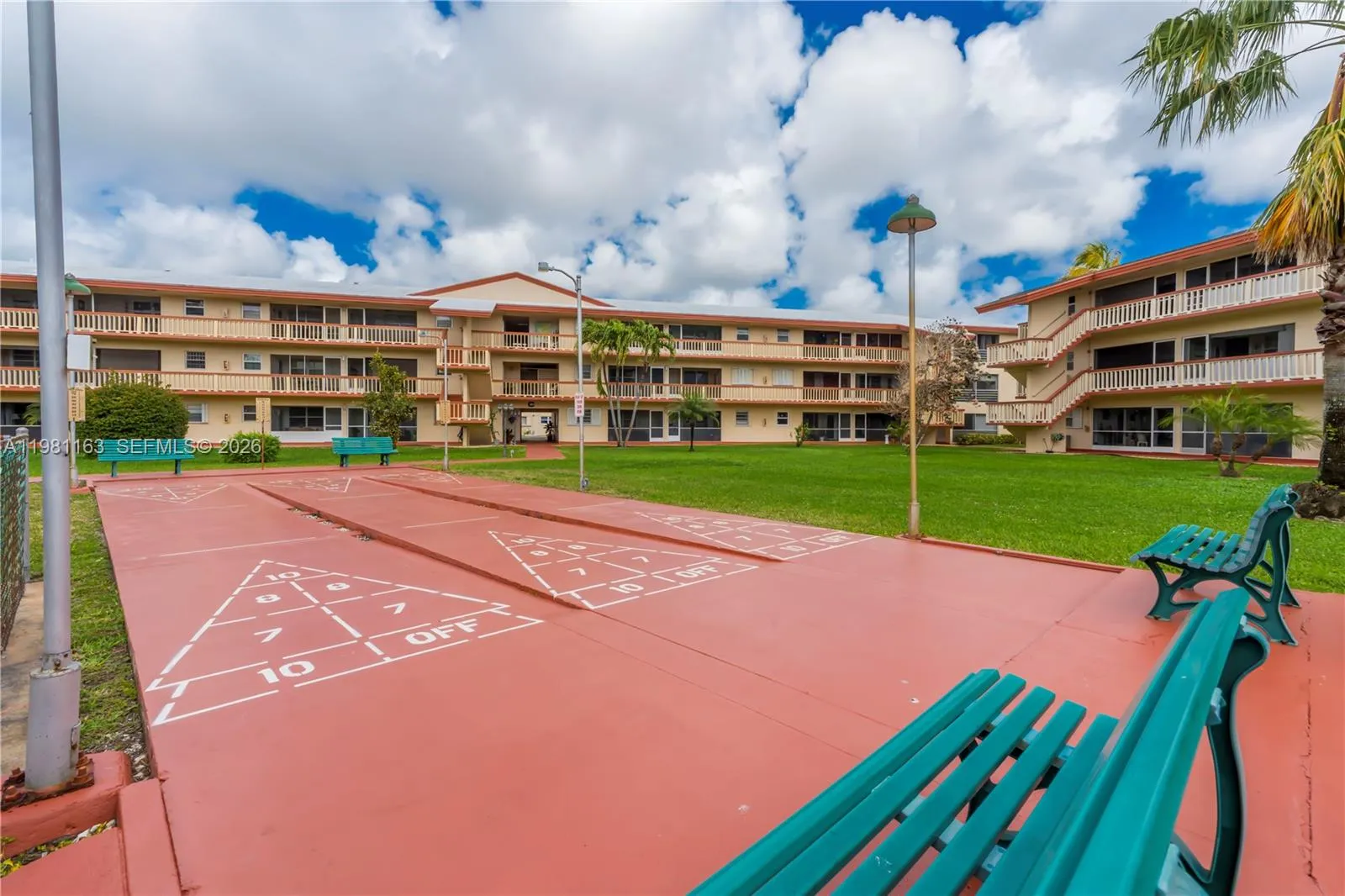 5300 Washington St A137, Hollywood, Florida 33021, Hollywood, Florida 33021, 1 Bedroom Bedrooms, ,1 BathroomBathrooms,Residential,For Sale,5300 Washington St A137, Hollywood, Florida 33021,A11981163