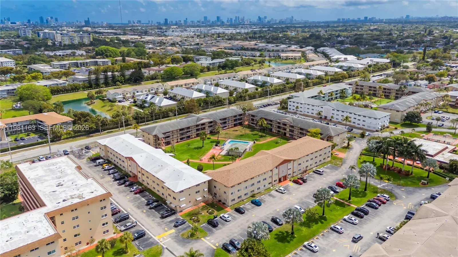 5300 Washington St A137, Hollywood, Florida 33021, Hollywood, Florida 33021, 1 Bedroom Bedrooms, ,1 BathroomBathrooms,Residential,For Sale,5300 Washington St A137, Hollywood, Florida 33021,A11981163