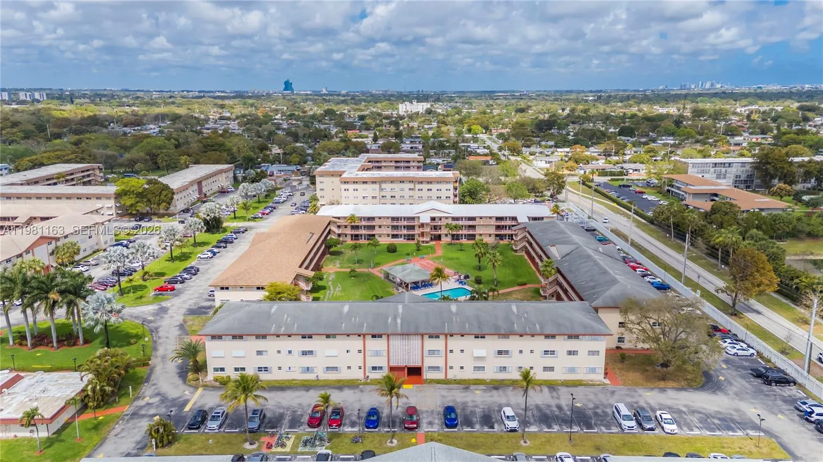 5300 Washington St A137, Hollywood, Florida 33021, Hollywood, Florida 33021, 1 Bedroom Bedrooms, ,1 BathroomBathrooms,Residential,For Sale,5300 Washington St A137, Hollywood, Florida 33021,A11981163