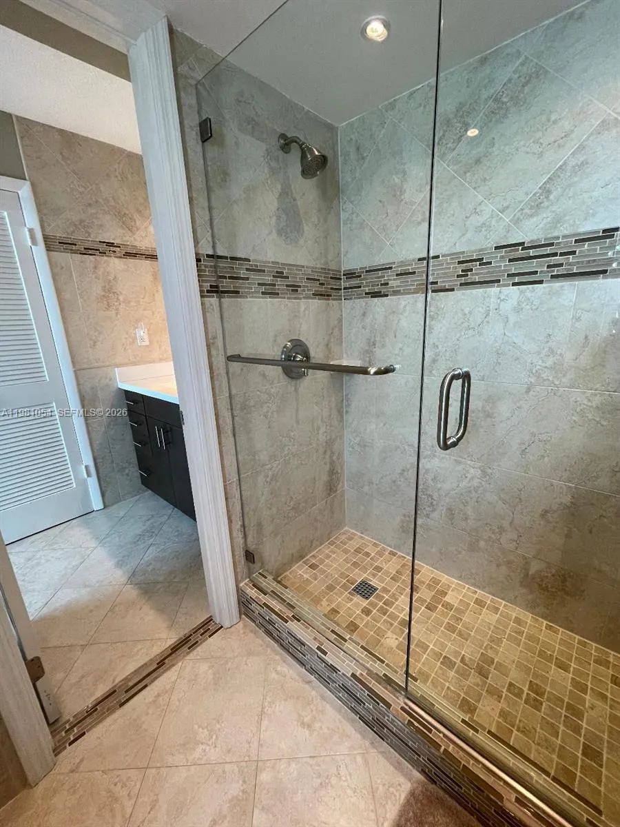 1410 S Ocean Dr 402, Hollywood, Florida 33019, Hollywood, Florida 33019, 2 Bedrooms Bedrooms, ,2 BathroomsBathrooms,Residential Lease,For Rent,1410 S Ocean Dr 402, Hollywood, Florida 33019,A11981054