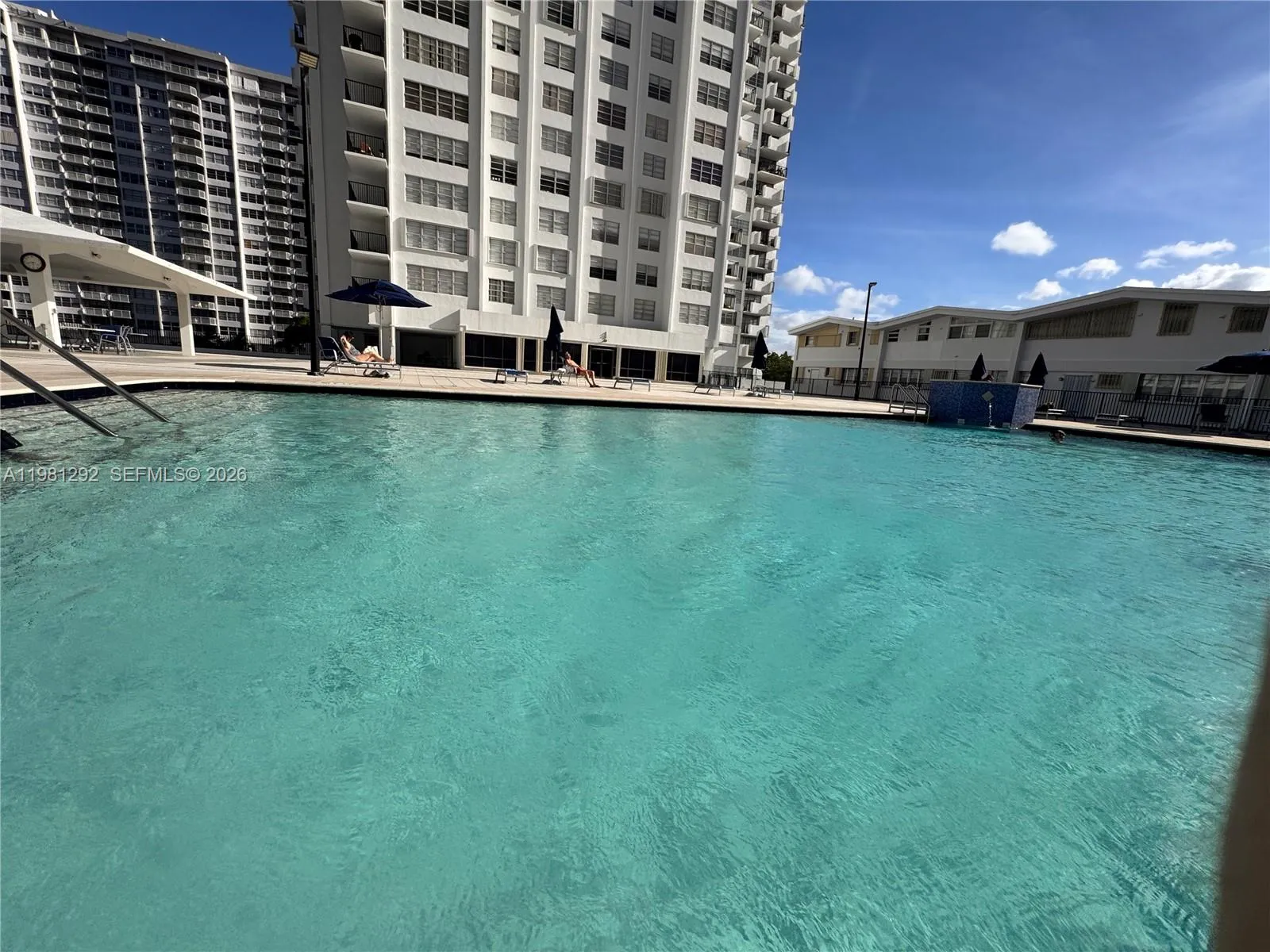 2750 Ne 183rd St 2103, Aventura, Florida 33160, Aventura, Florida 33160, 2 Bedrooms Bedrooms, ,2 BathroomsBathrooms,Residential,For Sale,2750 Ne 183rd St 2103, Aventura, Florida 33160,A11981292