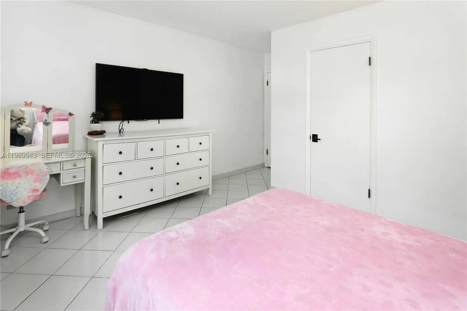 1628 Monroe St, Hollywood, Florida 33020, Hollywood, Florida 33020, 4 Bedrooms Bedrooms, ,3 BathroomsBathrooms,Residential,For Sale,1628 Monroe St, Hollywood, Florida 33020,A11980943