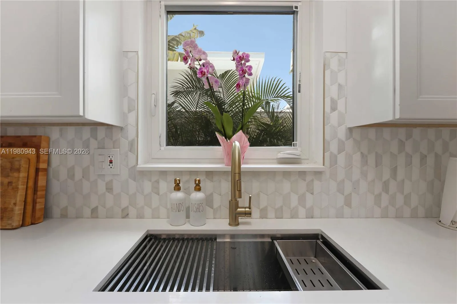 1628 Monroe St, Hollywood, Florida 33020, Hollywood, Florida 33020, 4 Bedrooms Bedrooms, ,3 BathroomsBathrooms,Residential,For Sale,1628 Monroe St, Hollywood, Florida 33020,A11980943