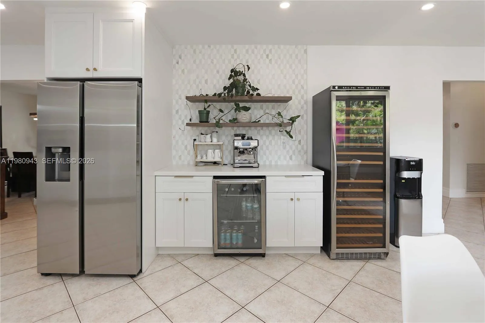 1628 Monroe St, Hollywood, Florida 33020, Hollywood, Florida 33020, 4 Bedrooms Bedrooms, ,3 BathroomsBathrooms,Residential,For Sale,1628 Monroe St, Hollywood, Florida 33020,A11980943