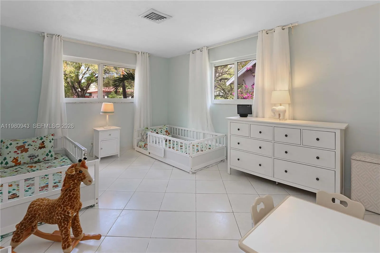 1628 Monroe St, Hollywood, Florida 33020, Hollywood, Florida 33020, 4 Bedrooms Bedrooms, ,3 BathroomsBathrooms,Residential,For Sale,1628 Monroe St, Hollywood, Florida 33020,A11980943