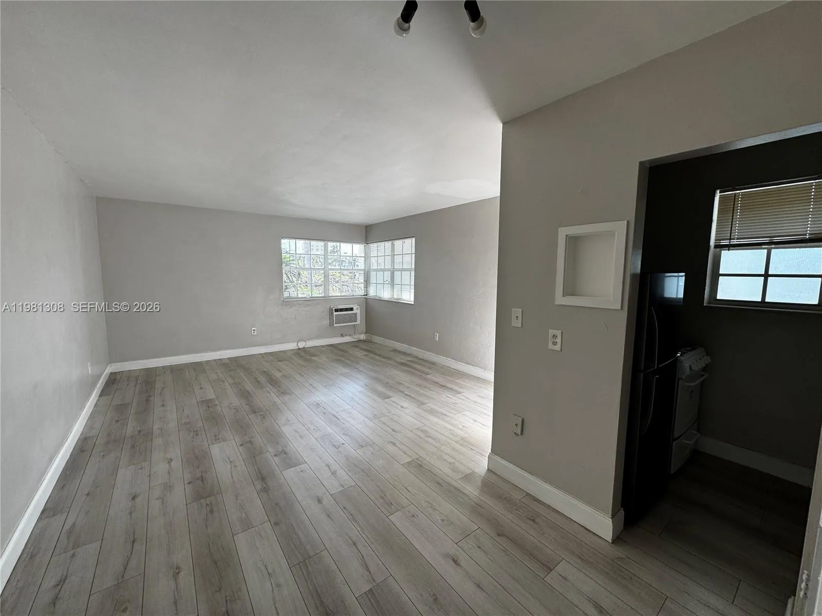 500 13th St 9, Miami Beach, Florida 33139, Miami Beach, Florida 33139, ,1 BathroomBathrooms,Residential Lease,For Rent,500 13th St 9, Miami Beach, Florida 33139,A11981308