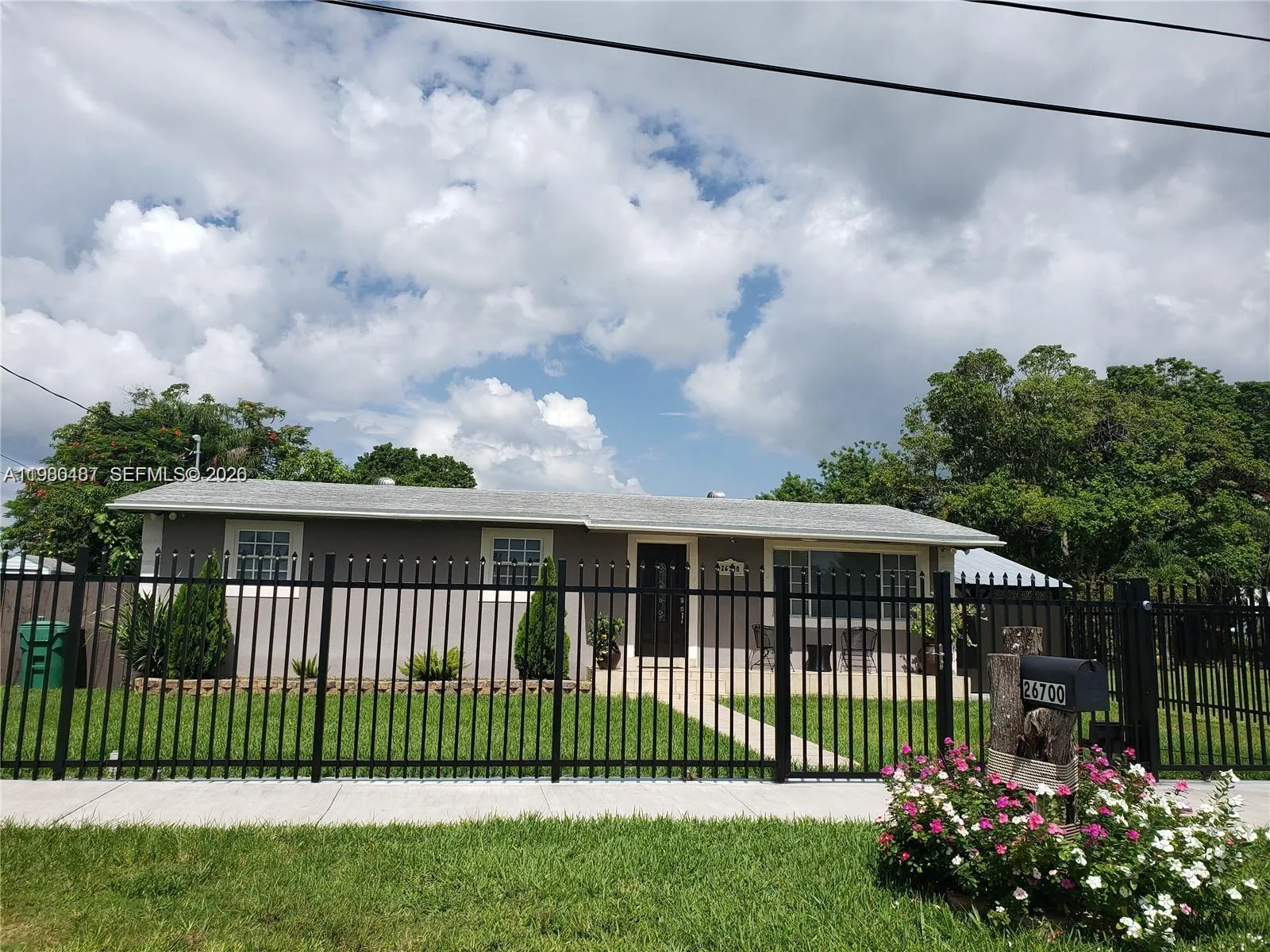 26700 Sw 138th Ave, Homestead, Florida 33032, Homestead, Florida 33032, 3 Bedrooms Bedrooms, ,1 BathroomBathrooms,Residential,For Sale,26700 Sw 138th Ave, Homestead, Florida 33032,A11980487