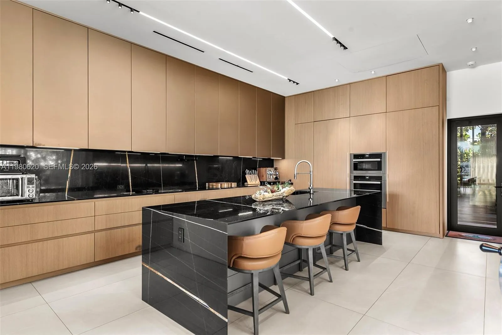 310 S Hibiscus Dr, Miami Beach, Florida 33139, Miami Beach, Florida 33139, 7 Bedrooms Bedrooms, ,9 BathroomsBathrooms,Residential Lease,For Rent,310 S Hibiscus Dr, Miami Beach, Florida 33139,A11980620