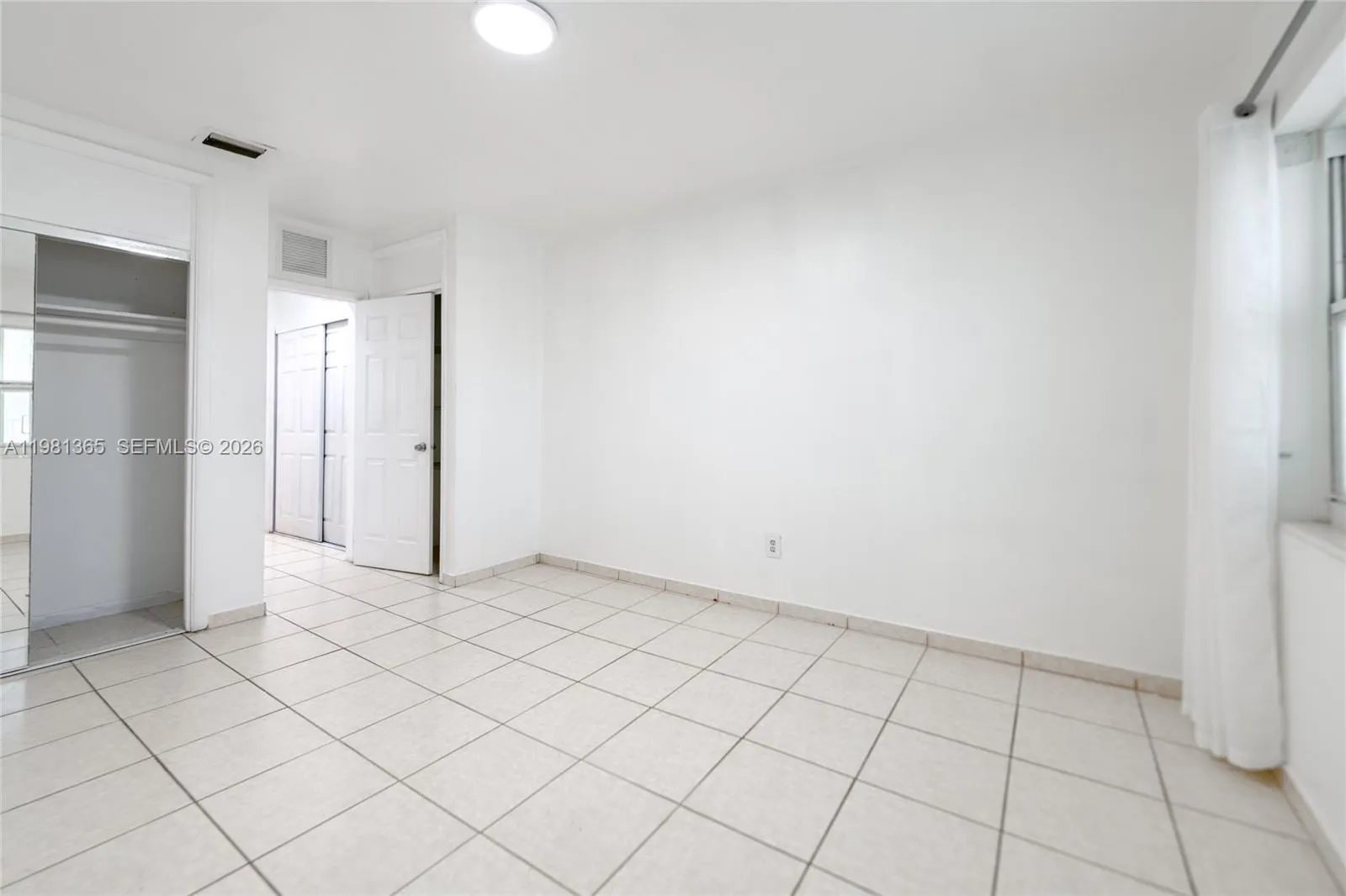 2225 Ne 123rd St 114, North Miami, Florida 33181, North Miami, Florida 33181, 1 Bedroom Bedrooms, ,1 BathroomBathrooms,Residential,For Sale,2225 Ne 123rd St 114, North Miami, Florida 33181,A11981365