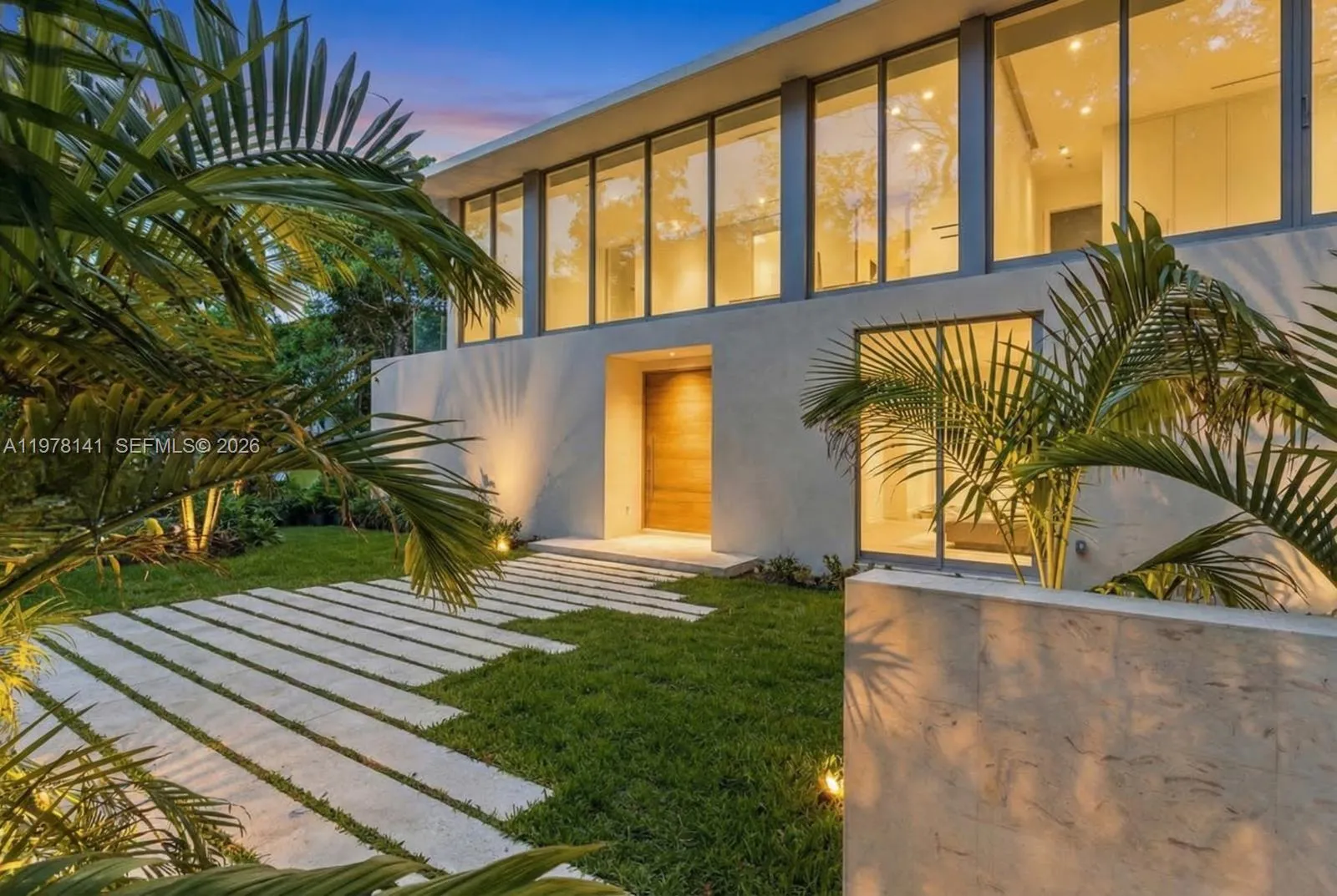 4280 Ingraham Hwy, Miami, Florida 33133, Miami, Florida 33133, 8 Bedrooms Bedrooms, ,8 BathroomsBathrooms,Residential,For Sale,4280 Ingraham Hwy, Miami, Florida 33133,A11978141