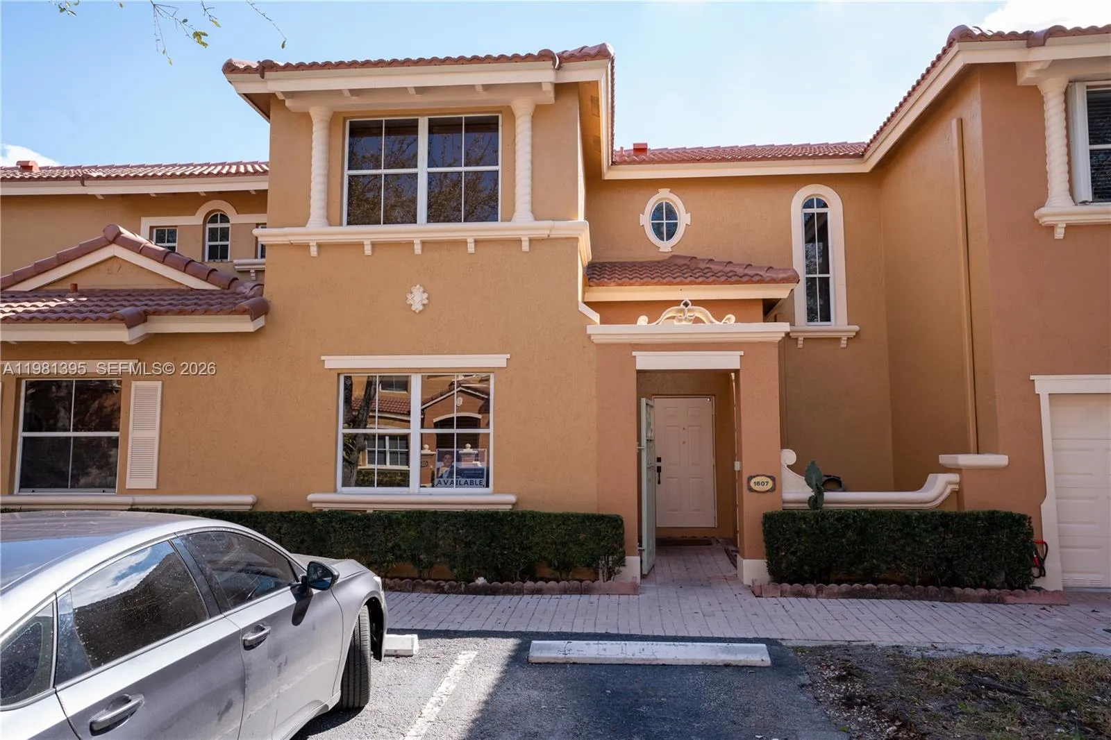 8520 Nw 139th Ter 1607, Miami Lakes, Florida 33016, Miami Lakes, Florida 33016, 3 Bedrooms Bedrooms, ,2 BathroomsBathrooms,Residential,For Sale,8520 Nw 139th Ter 1607, Miami Lakes, Florida 33016,A11981395