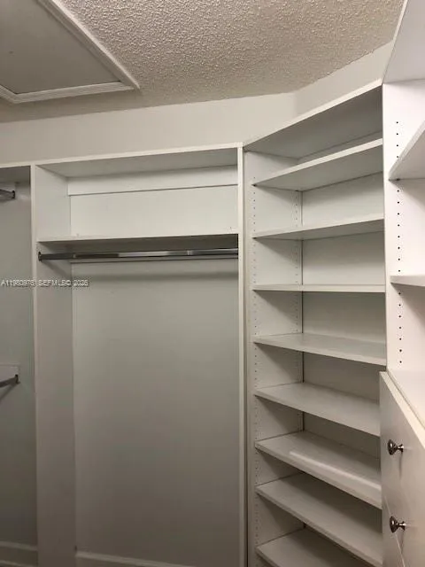 5273 Nw 113th Ave, Doral, Florida 33178, Doral, Florida 33178, 4 Bedrooms Bedrooms, ,2 BathroomsBathrooms,Residential Lease,For Rent,5273 Nw 113th Ave, Doral, Florida 33178,A11980976